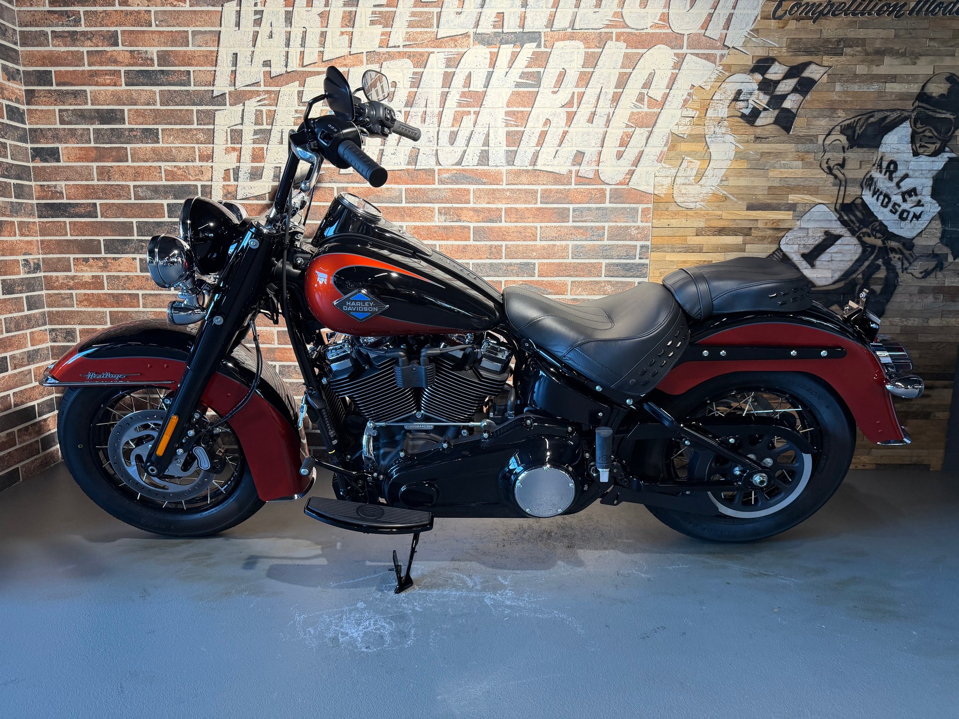HARLEY-DAVIDSON FLHC Heritage Classic 117ci-image-3