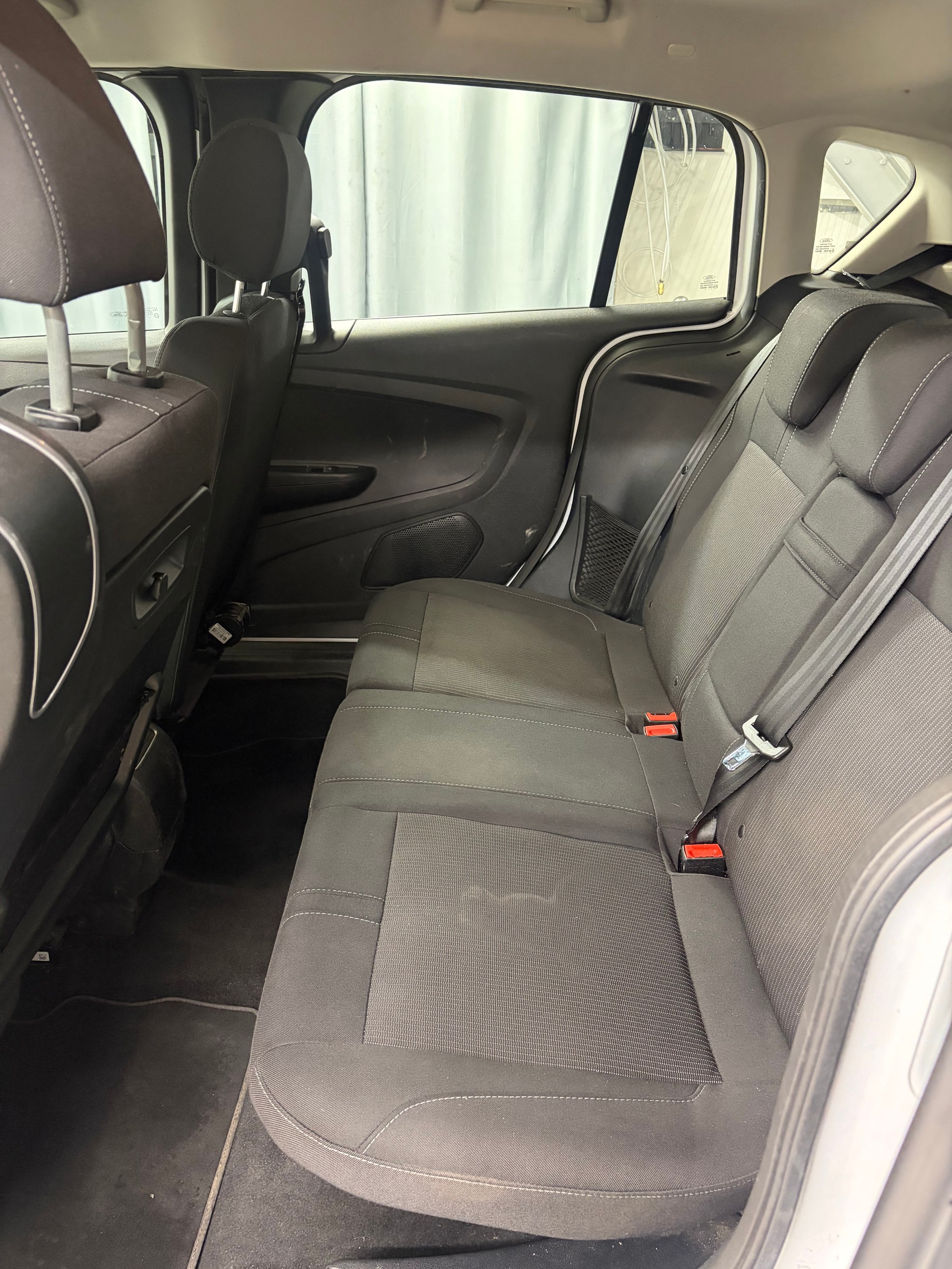 FORD B-Max 1.0 SCTi Sync Edition-image-10