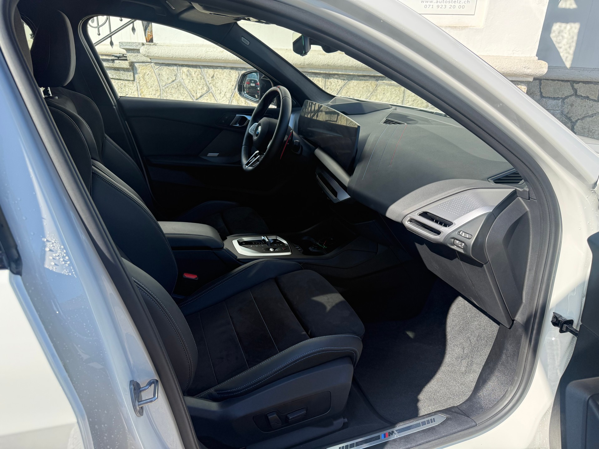 BMW M135i xDrive M-SPORT-image-10