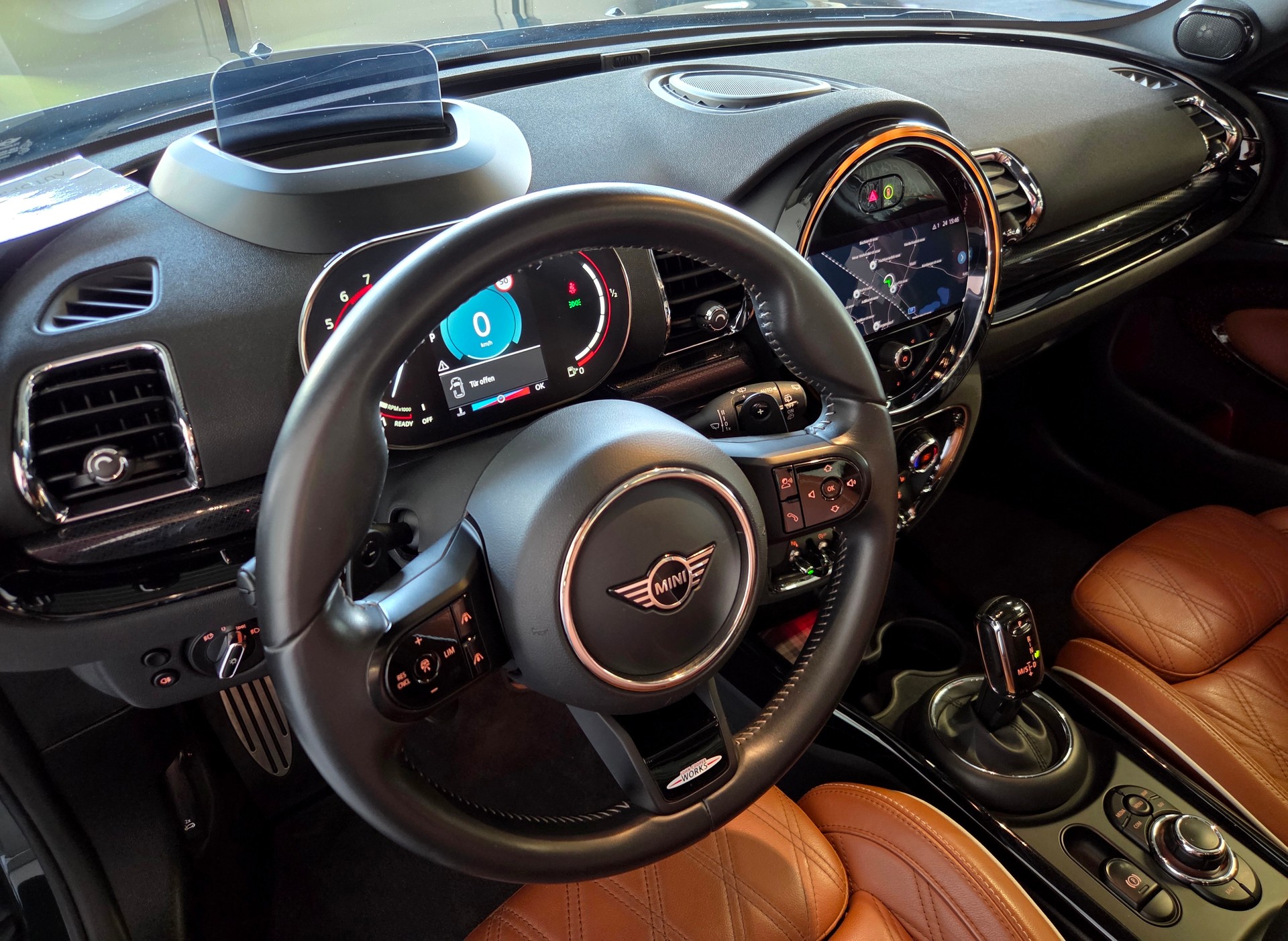 MINI Clubman F54 2.0i John Cooper Works ALL4-image-11