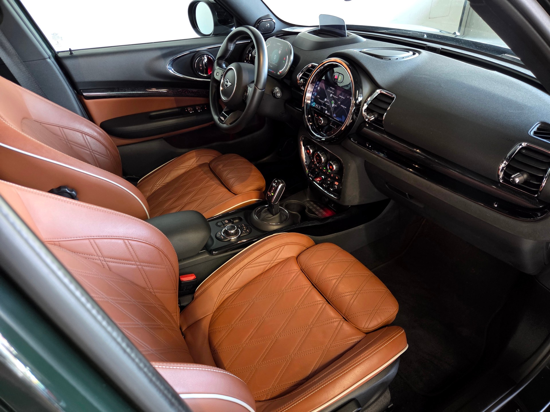 MINI Clubman F54 2.0i John Cooper Works ALL4-image-15