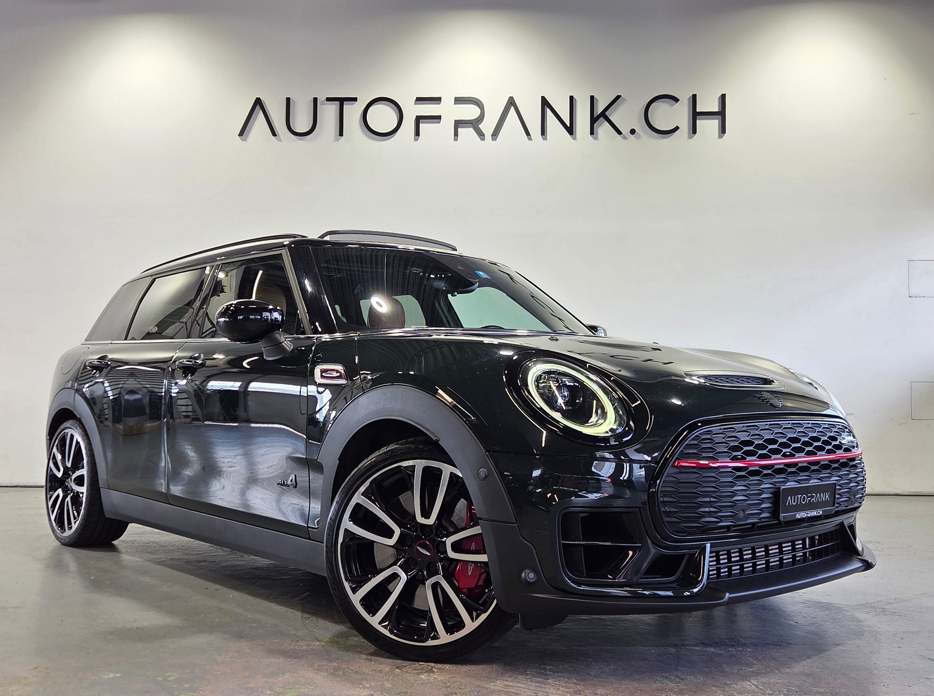 MINI Clubman F54 2.0i John Cooper Works ALL4-image-16