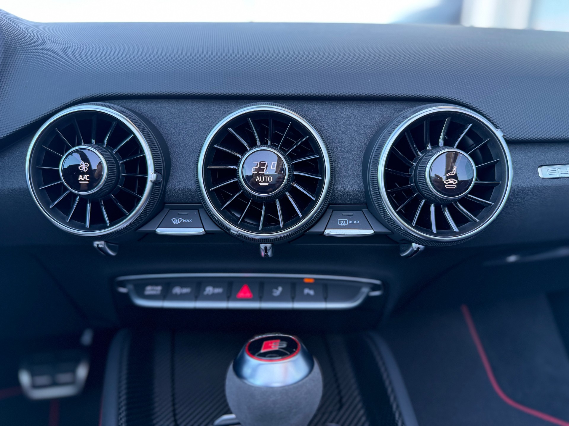 AUDI TT Roadster TTS S-tronic quattro *Competition - CH FAHRZEUG*-image-25