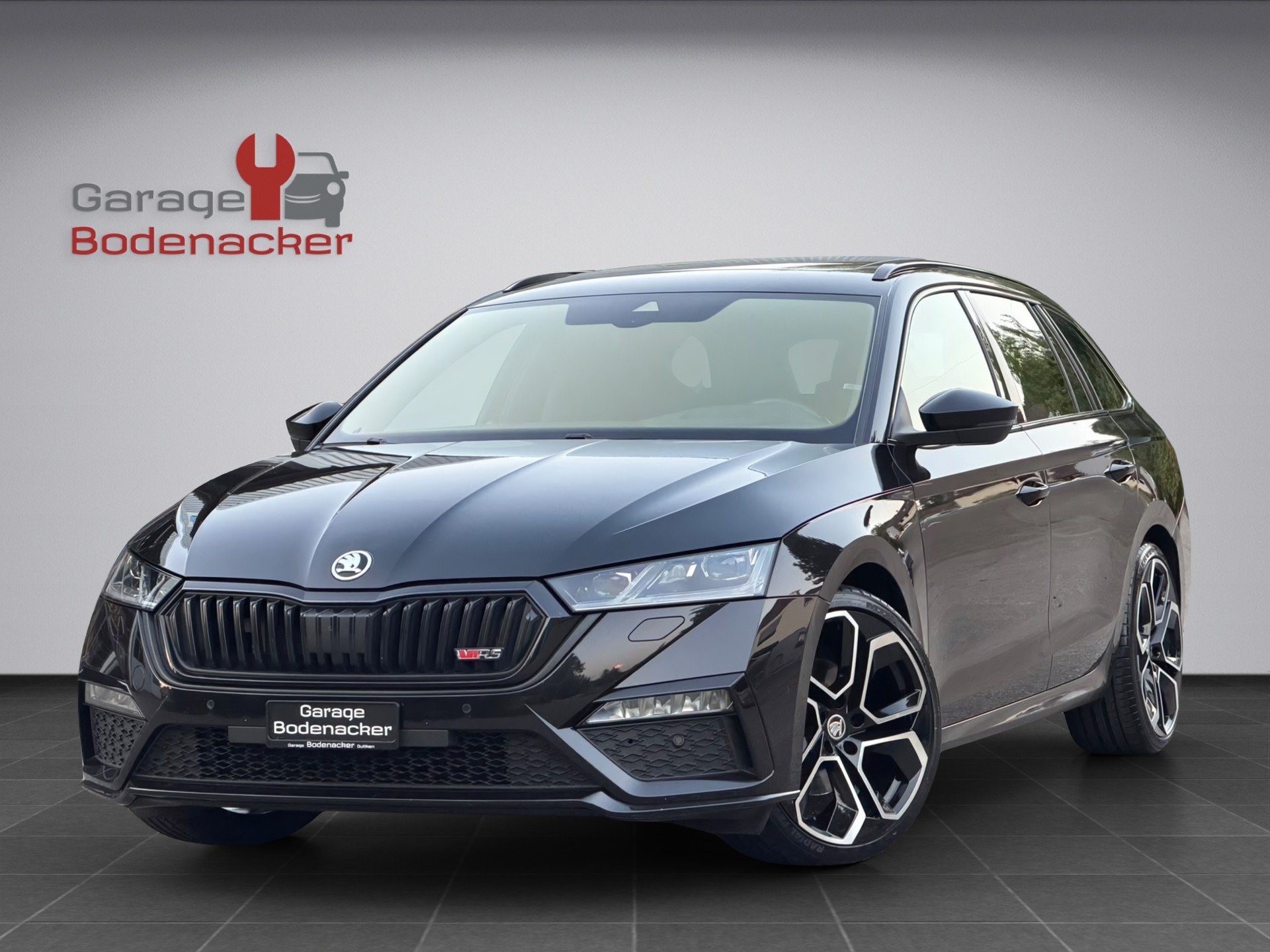 SKODA Octavia Combi 2.0 TDI DSG RS 4x4 * 200PS *