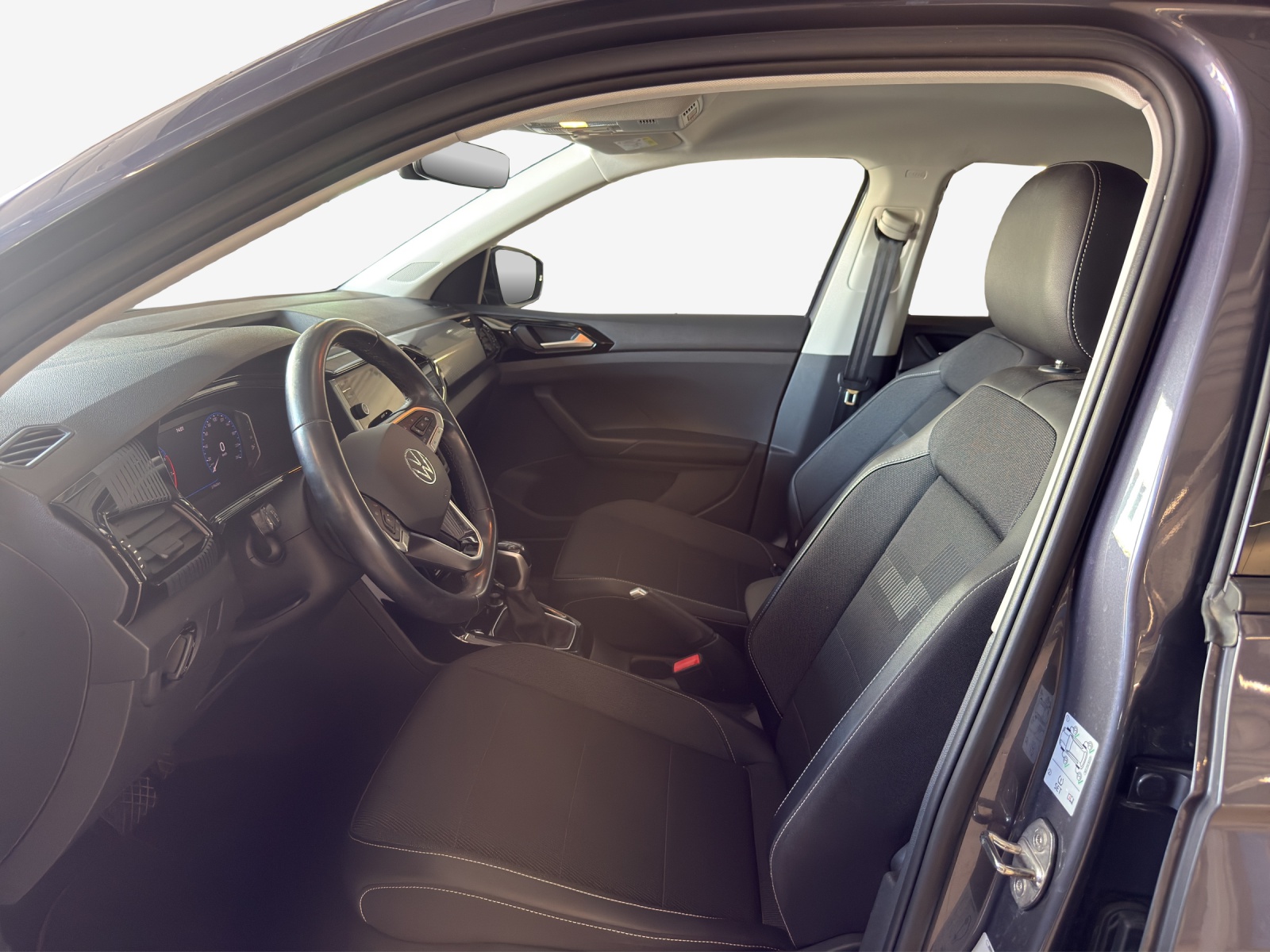 VW T-Cross 1.0 TSI Life Limited DSG-image-7