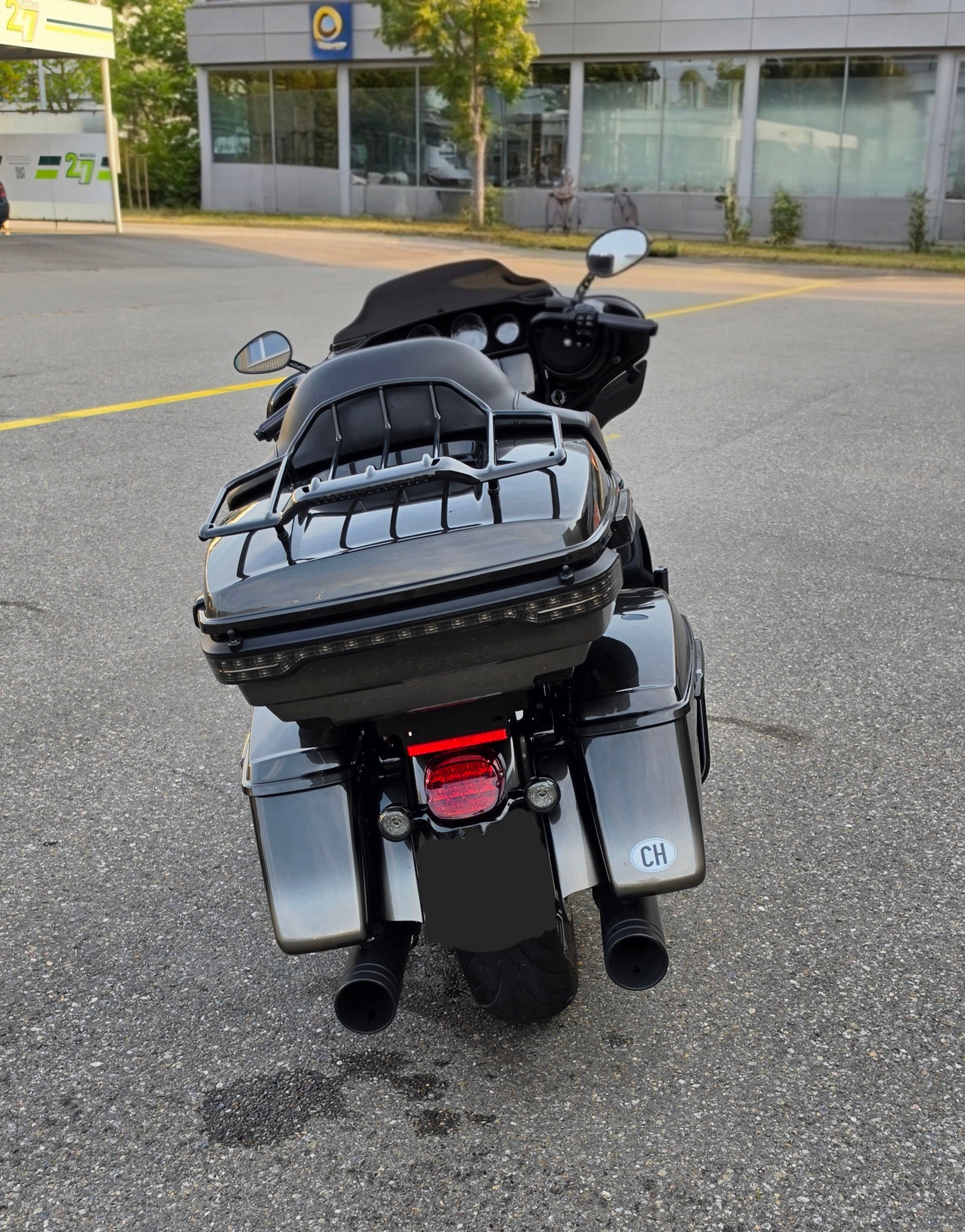 HARLEY-DAVIDSON FLHTKSE Electra Glide Ultra Limited 117 CVO-image-2