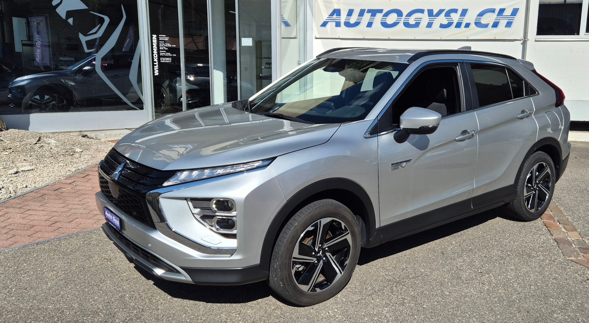 MITSUBISHI Eclip.Cross PHEV Intense-image-8