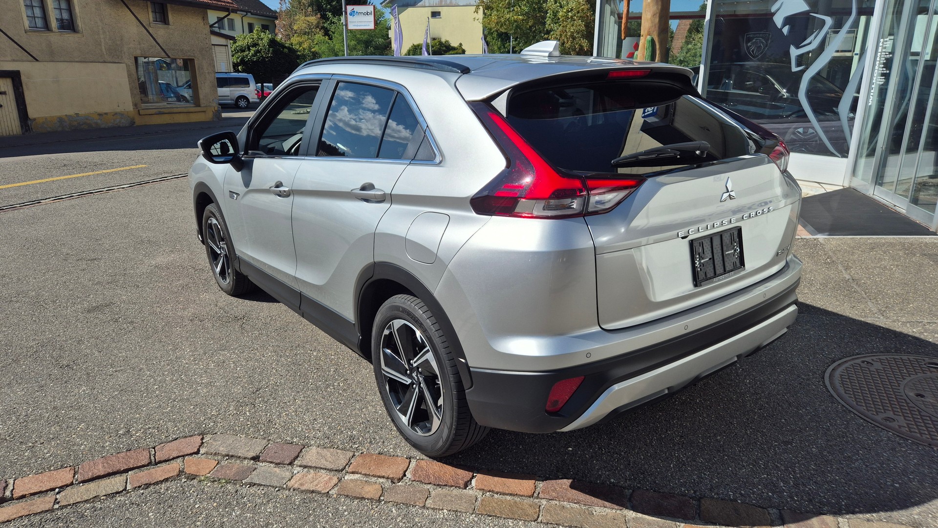 MITSUBISHI Eclip.Cross PHEV Intense-image-9