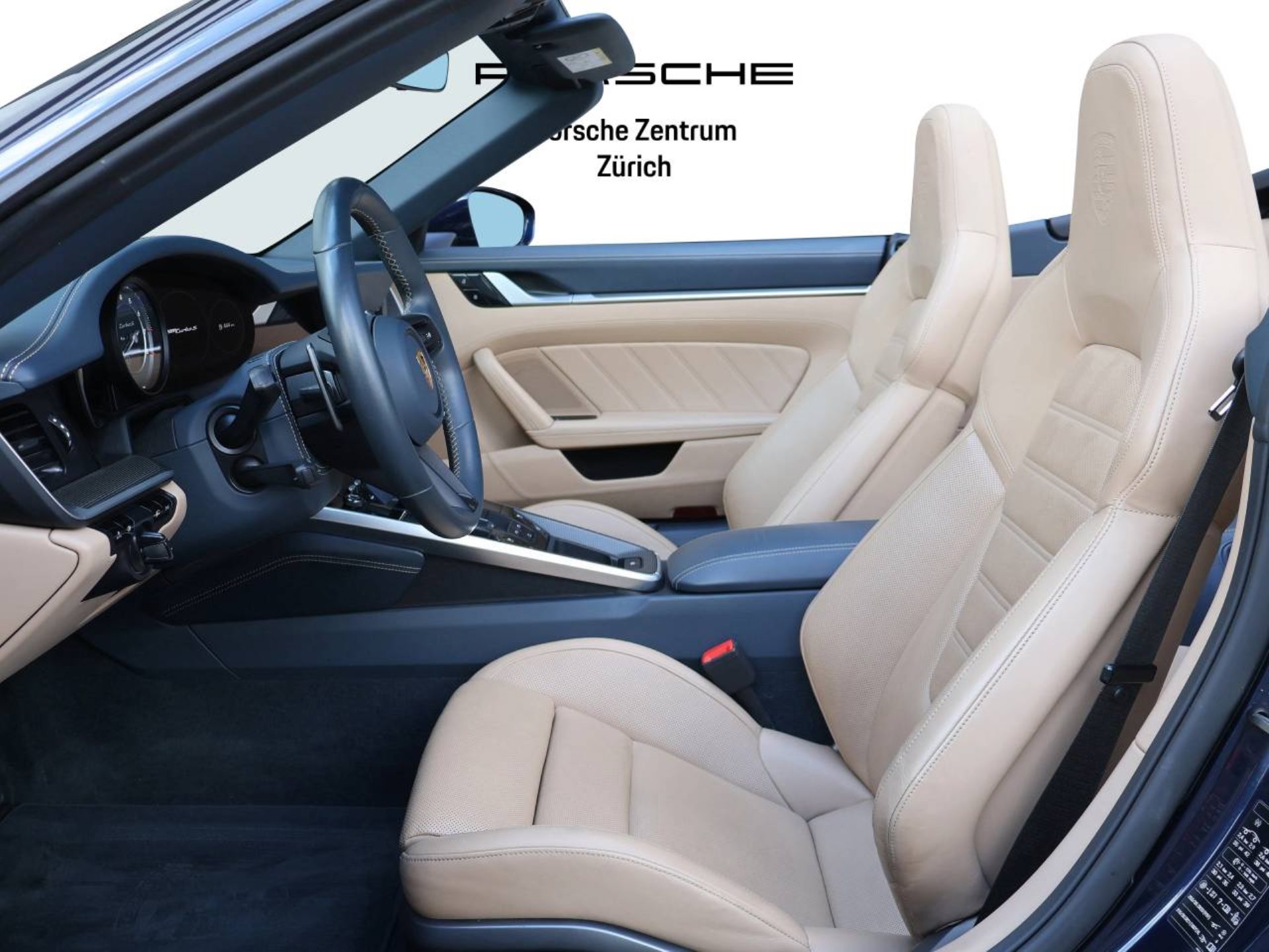 PORSCHE 911 Turbo S Cabriolet-image-10