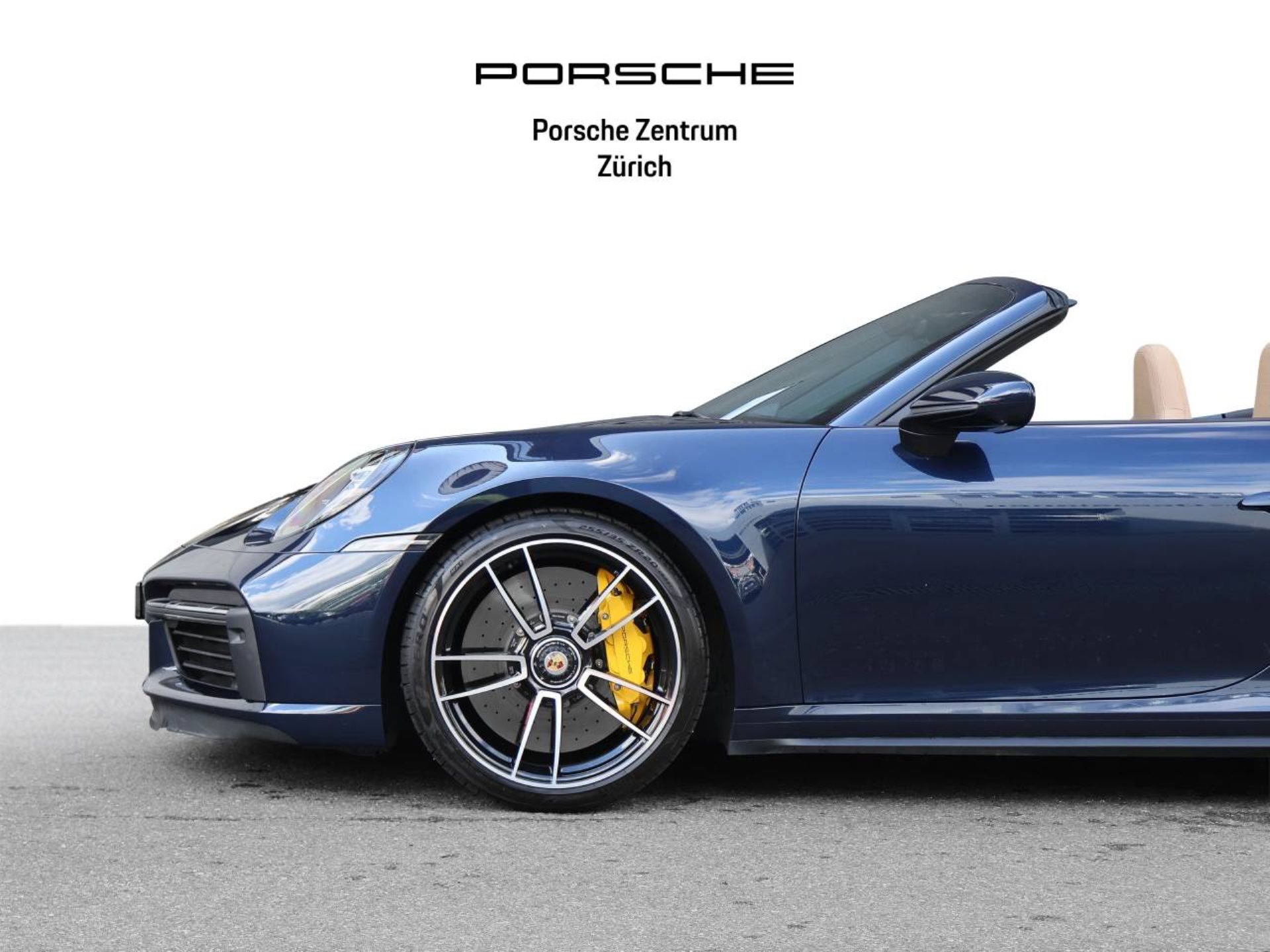 PORSCHE 911 Turbo S Cabriolet-image-8