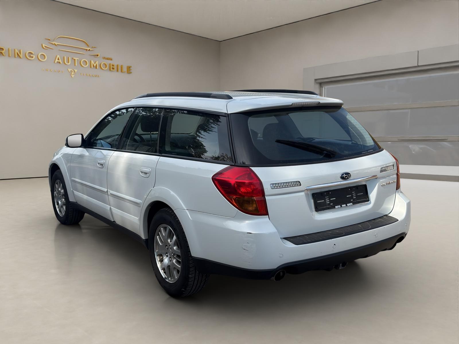 SUBARU Outback 2.5i AWD-showroom-element-3