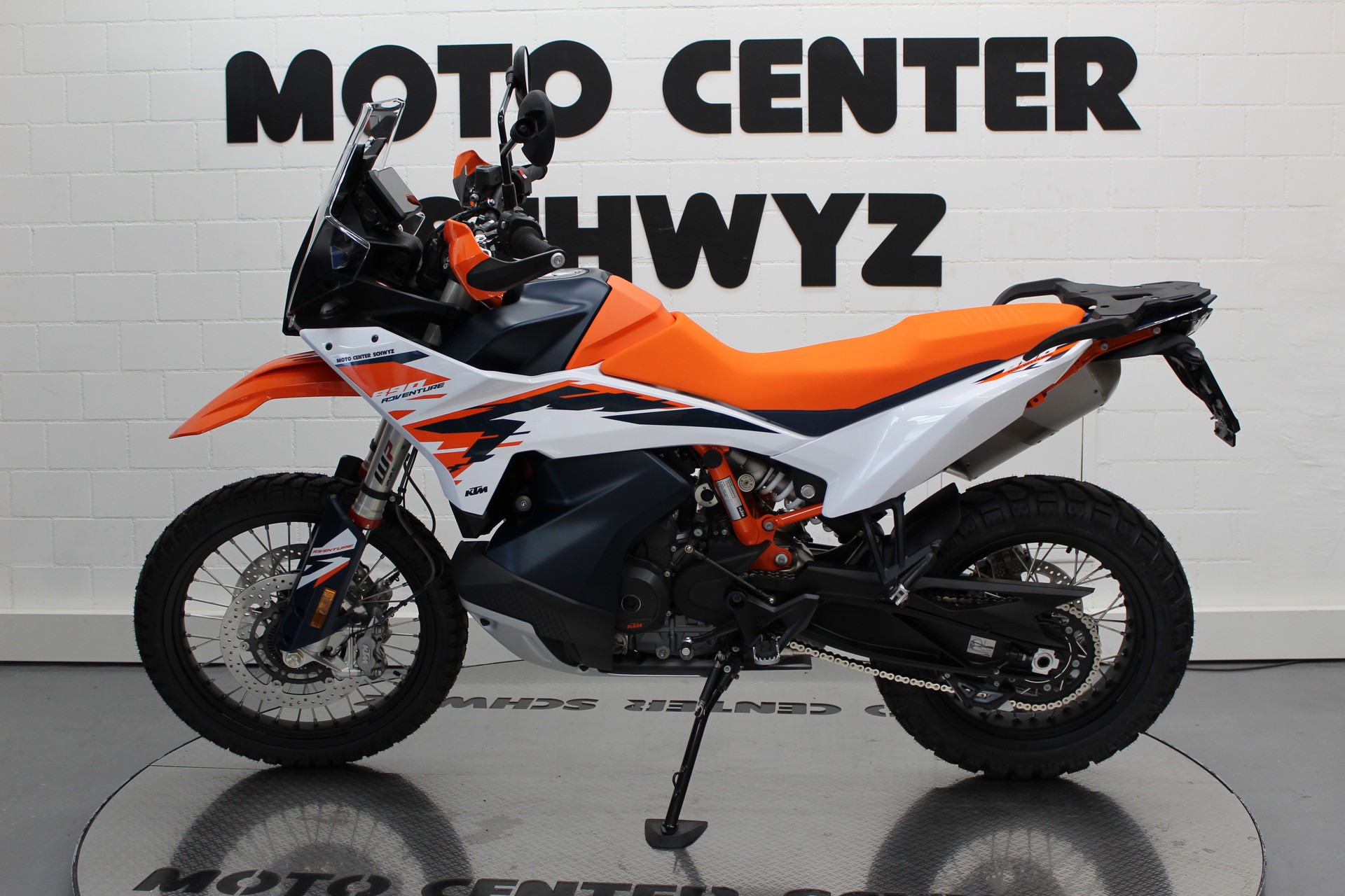 KTM 890 Adventure R-image-4