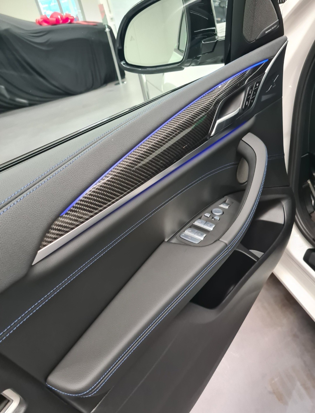 BMW M40i-image-9