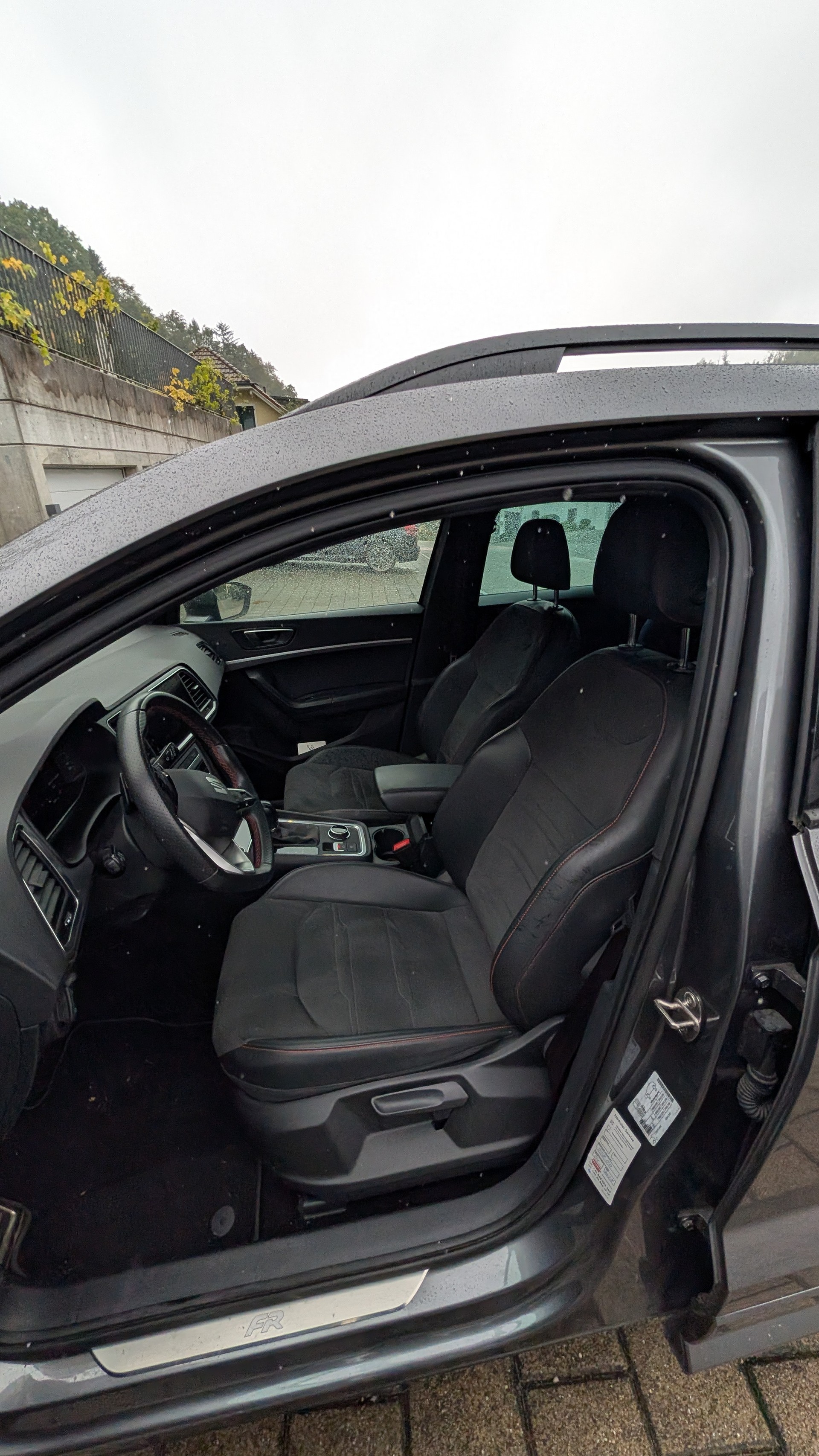 SEAT 1.5 TSI Hola FR DSG-image-3
