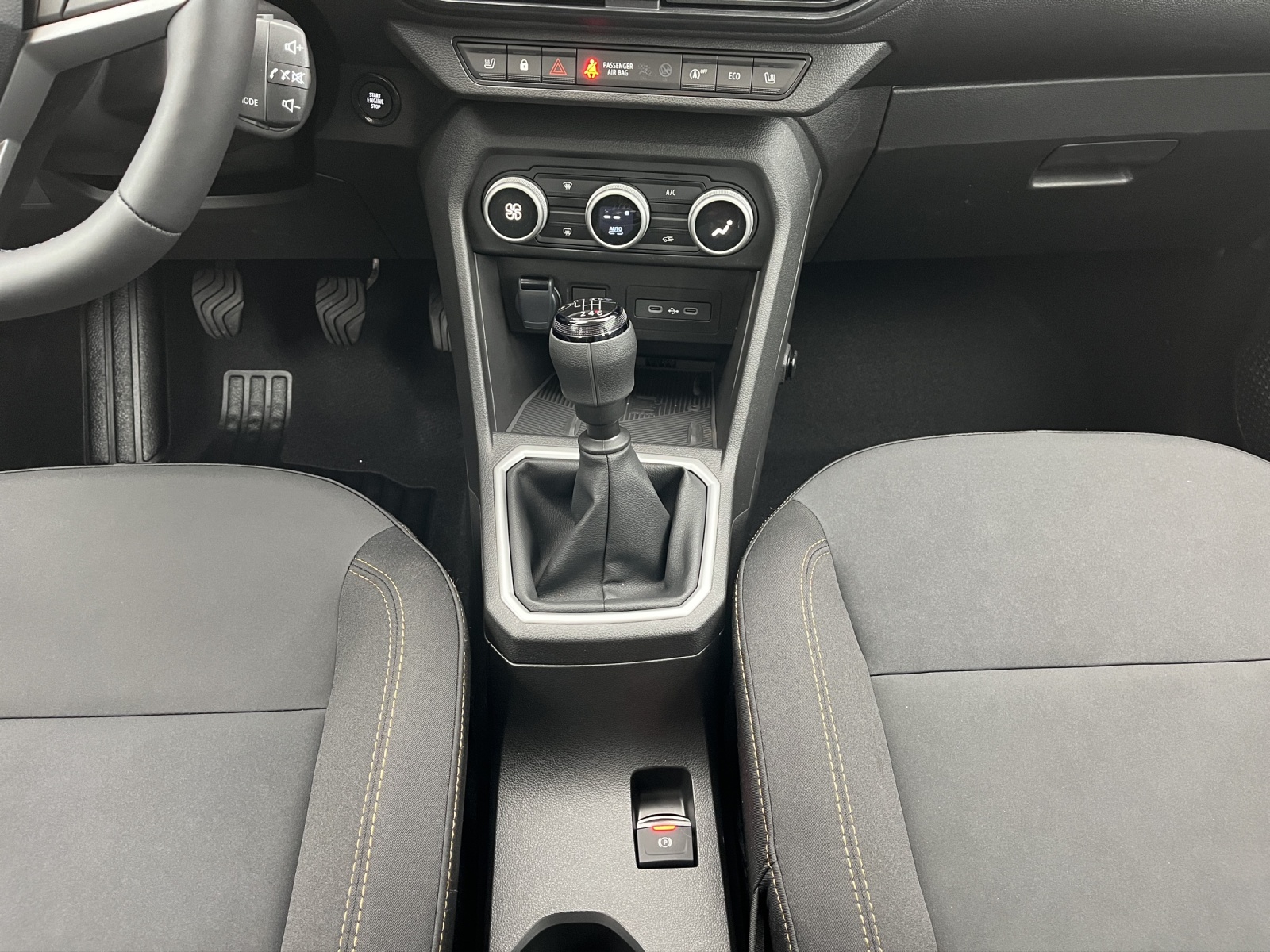 DACIA Sandero 1.0 TCe 110 Stepway Extreme-image-12