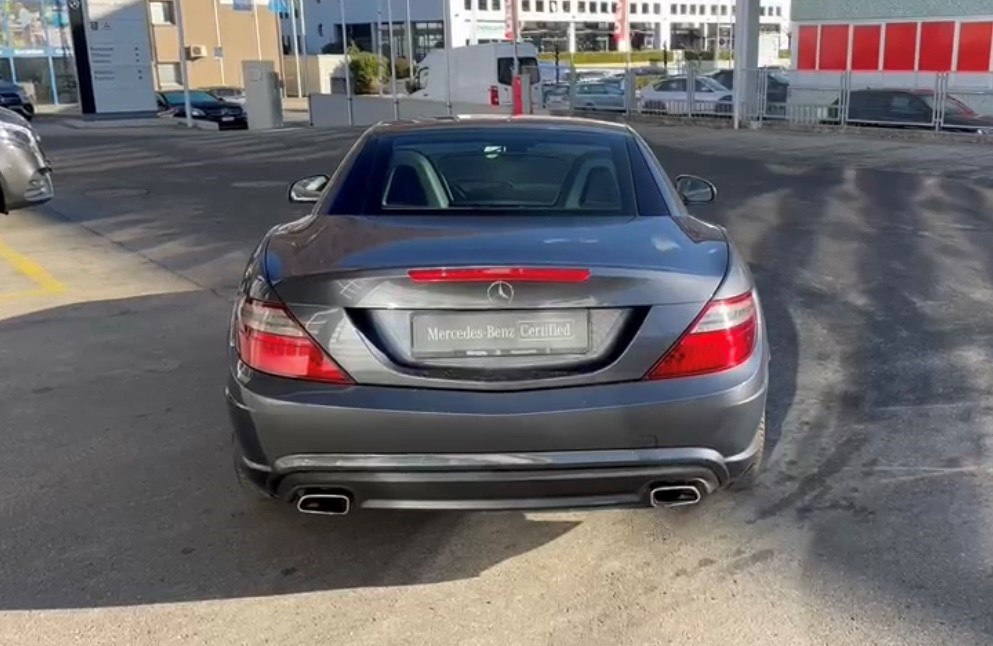 MERCEDES-BENZ SLK 200-image-5