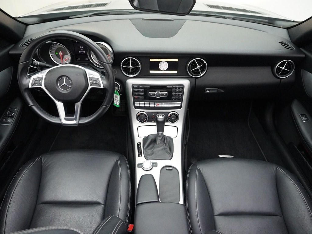 MERCEDES-BENZ SLK 200-image-6