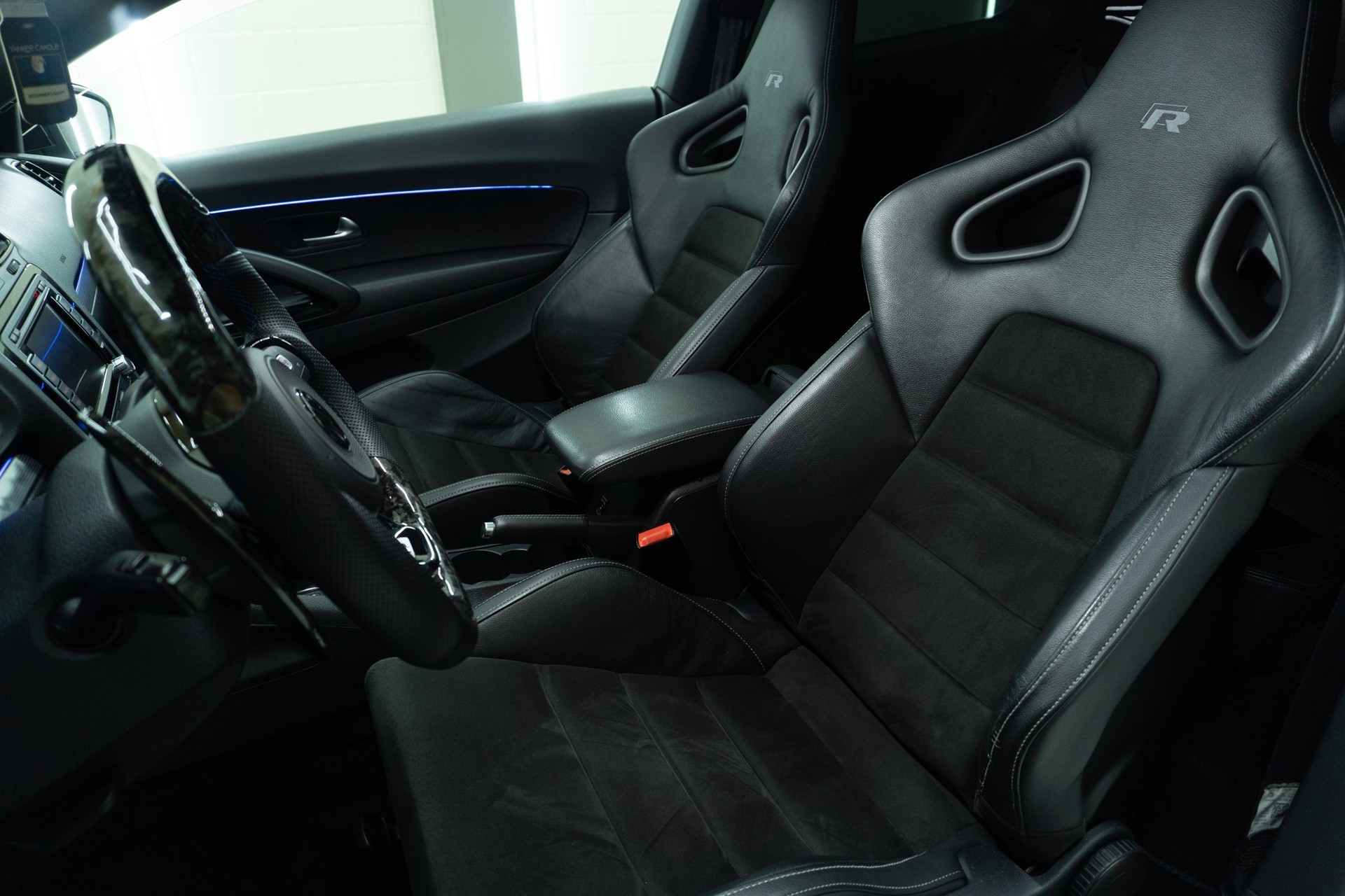 VW Scirocco 2.0 TSI R DSG-image-9