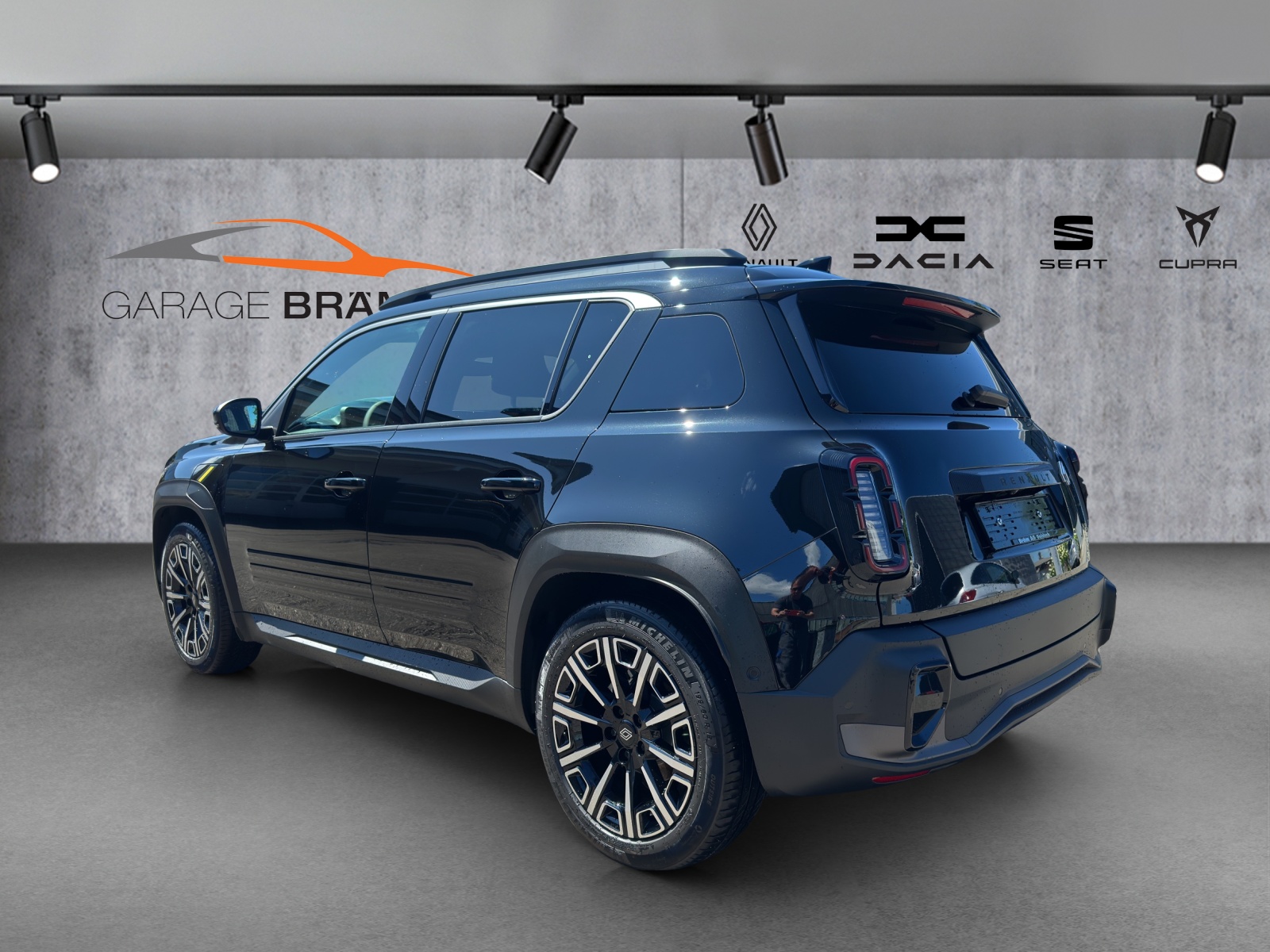 RENAULT R4 E-Tech Comfort Range 52 kWh Iconic-showroom-element-3