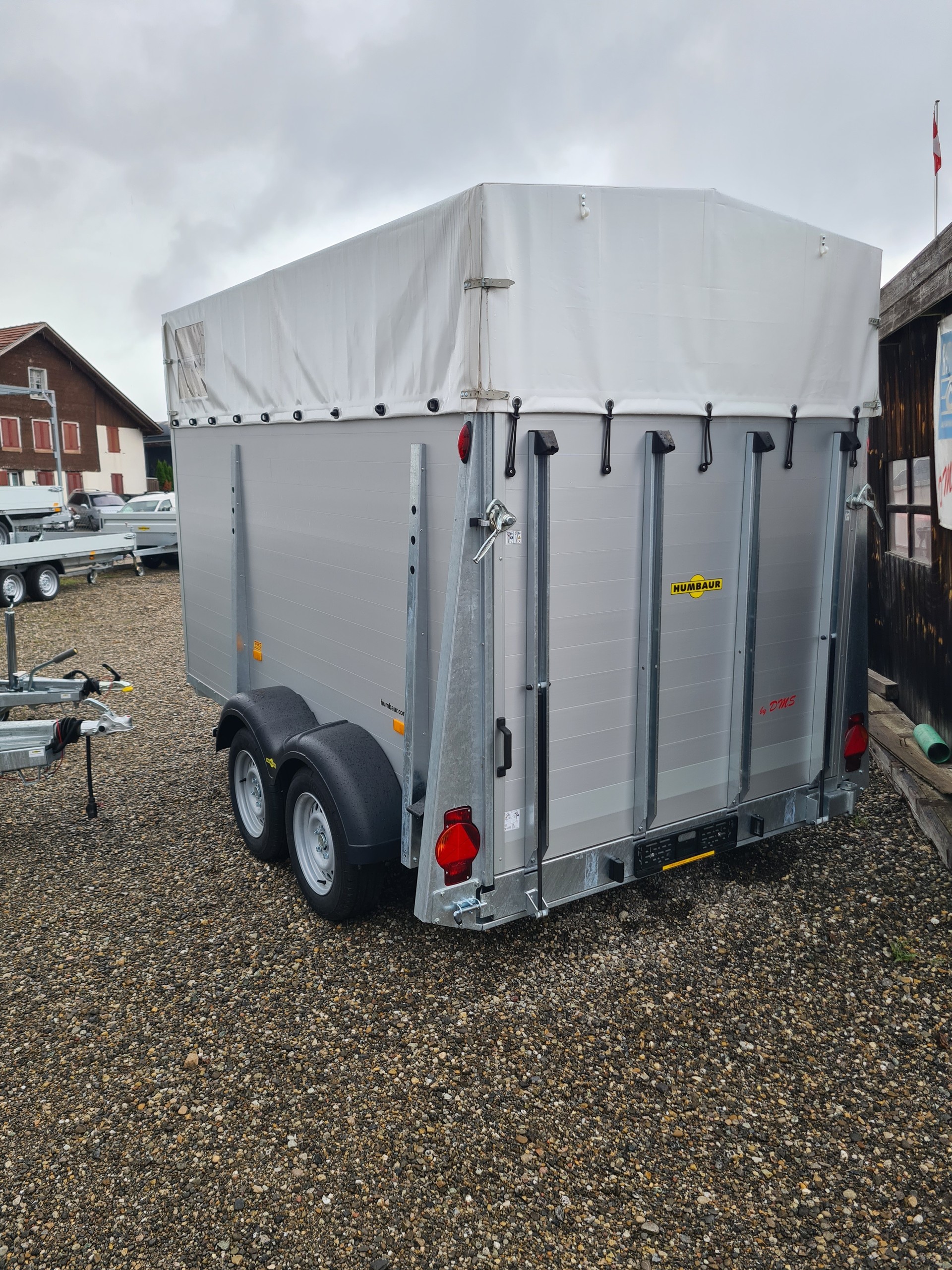 HUMBAUR DMS HTV 263016 AG inkl. Zubehör