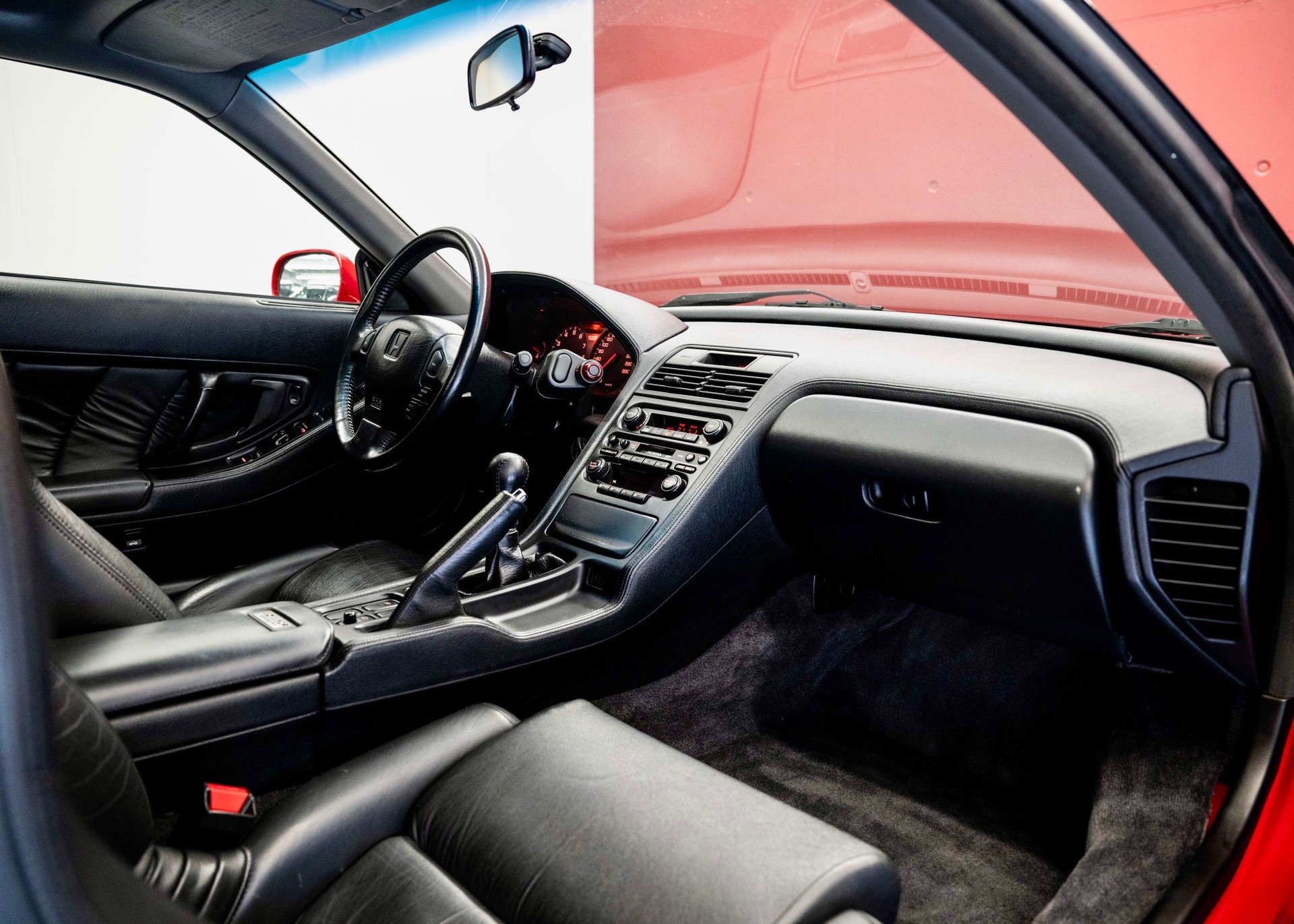 HONDA NSX 3.0i-24 V6 (Swiss car, 1st paint, mint condition, 100% original)-image-19