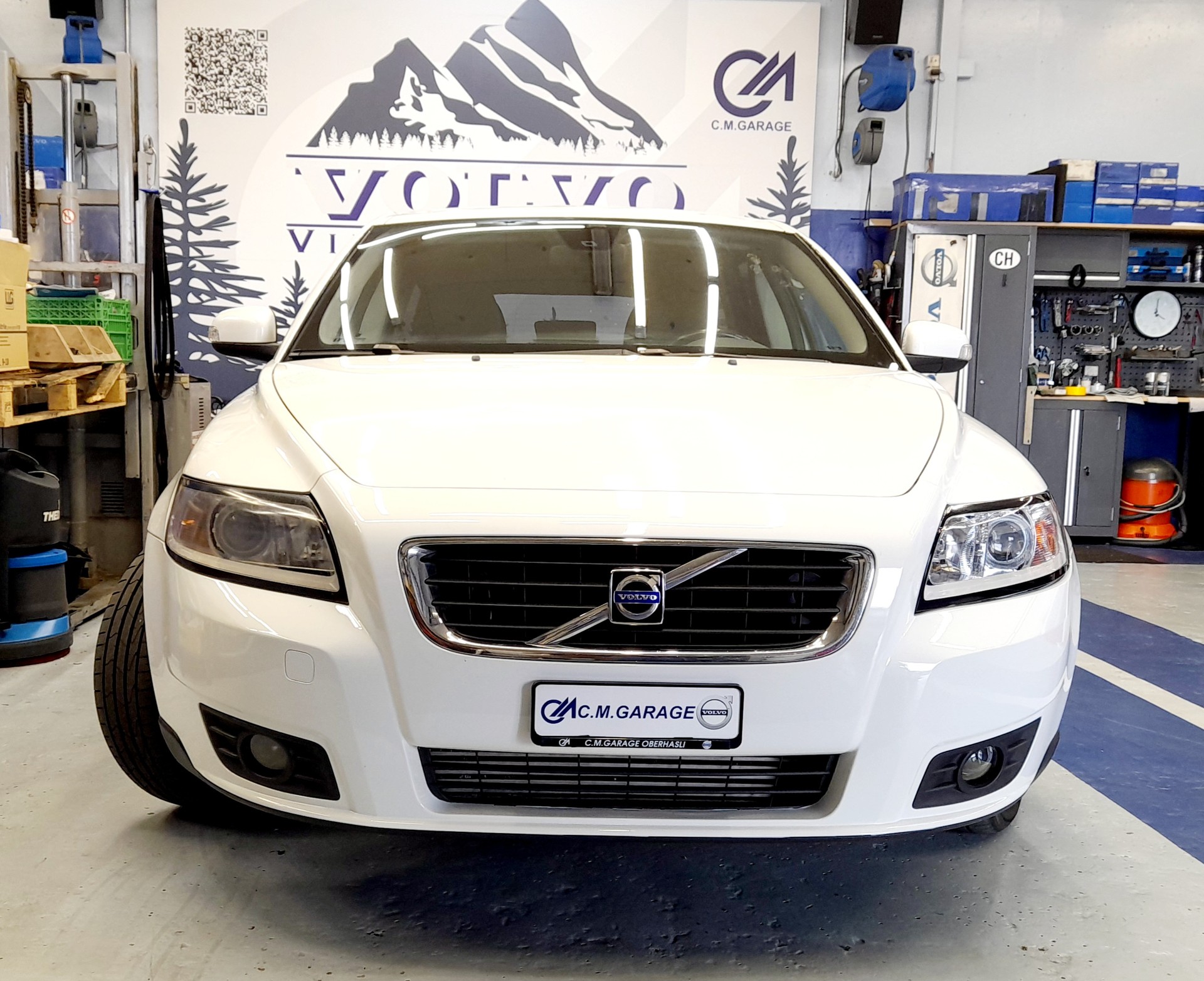 VOLVO V50 2.0D-image-1