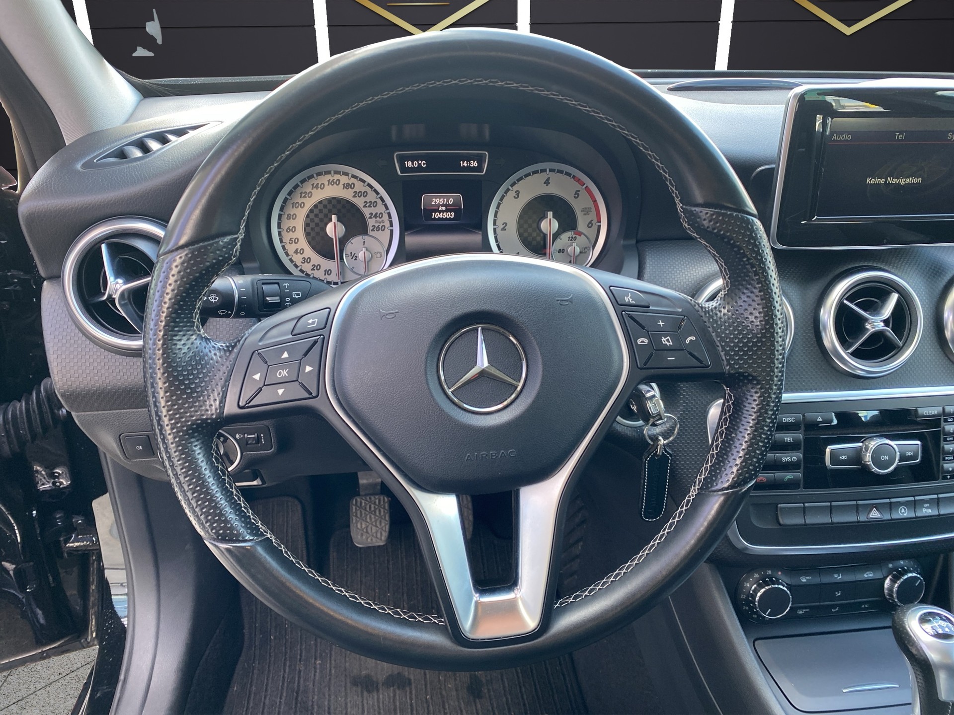 MERCEDES-BENZ A 180 CDI BlueEfficiency Edition Style-image-11