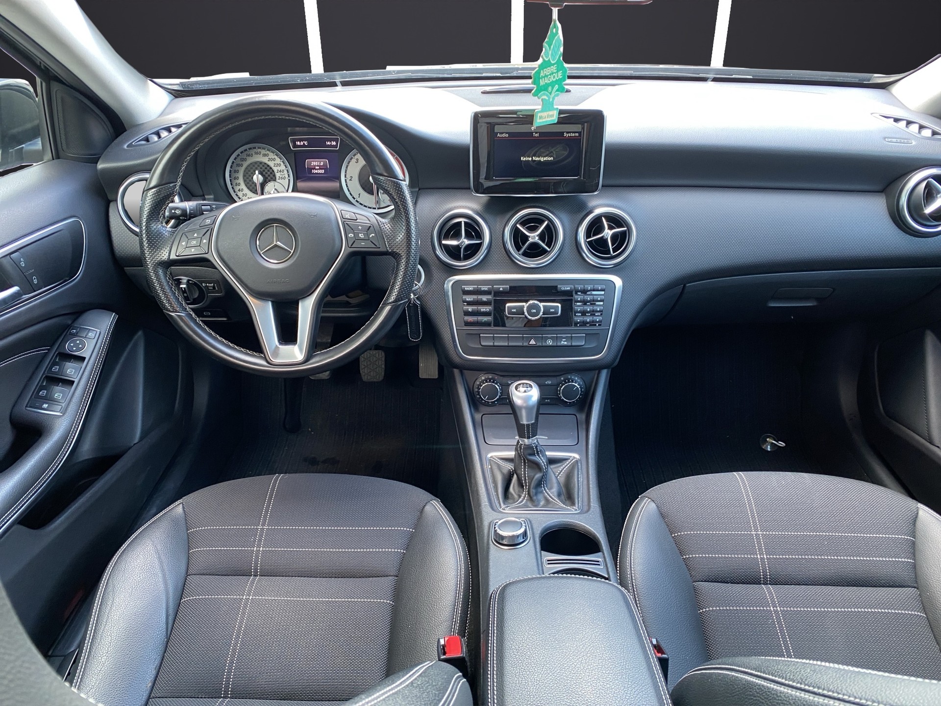 MERCEDES-BENZ A 180 CDI BlueEfficiency Edition Style-image-10