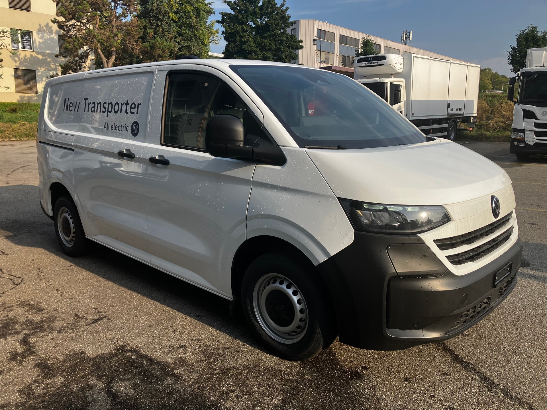 VW e-Transporter 63,8 kWh-showroom-element-2