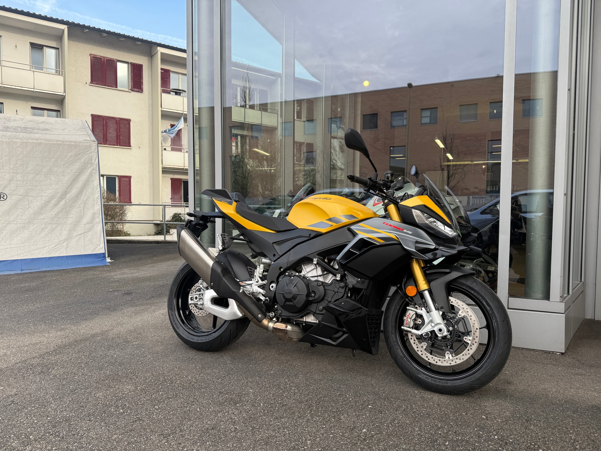 APRILIA Tuono V4 1100 E5+-image-1