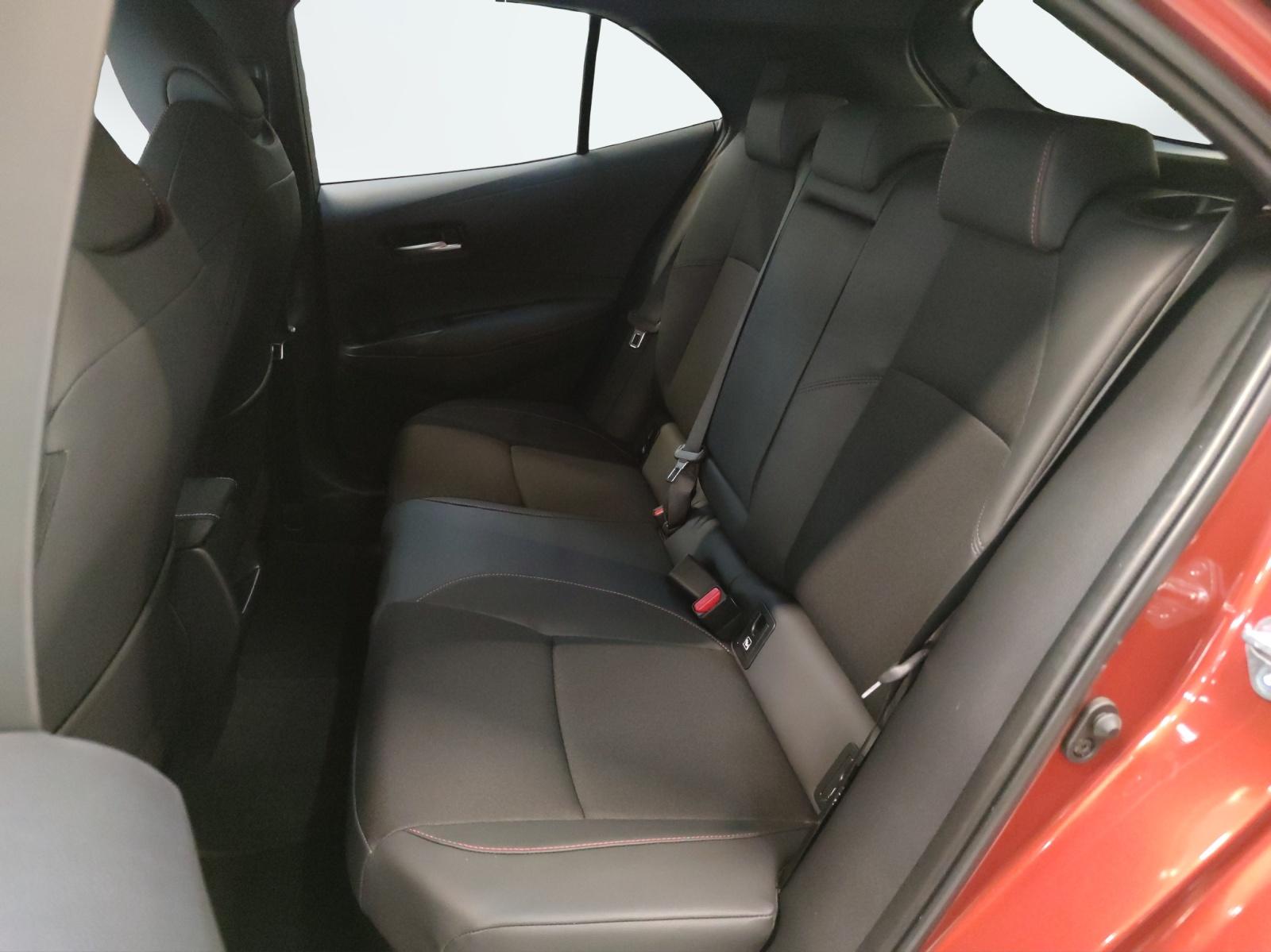 TOYOTA Corolla 2.0 HSD GR Sport-image-17
