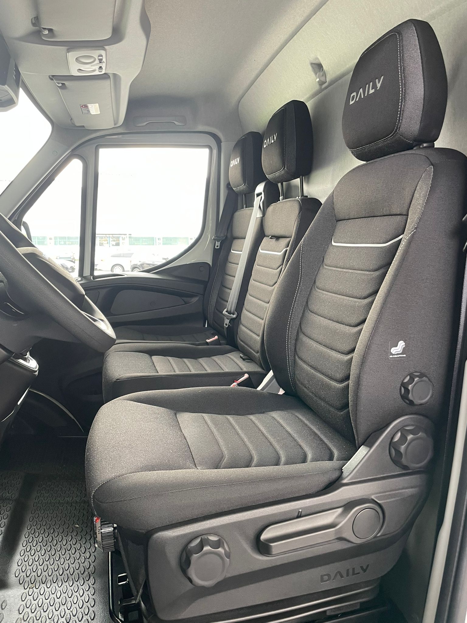 IVECO Daily 35S16A8V Kaw.3000 H1.5 2.3 HPI 156-image-7