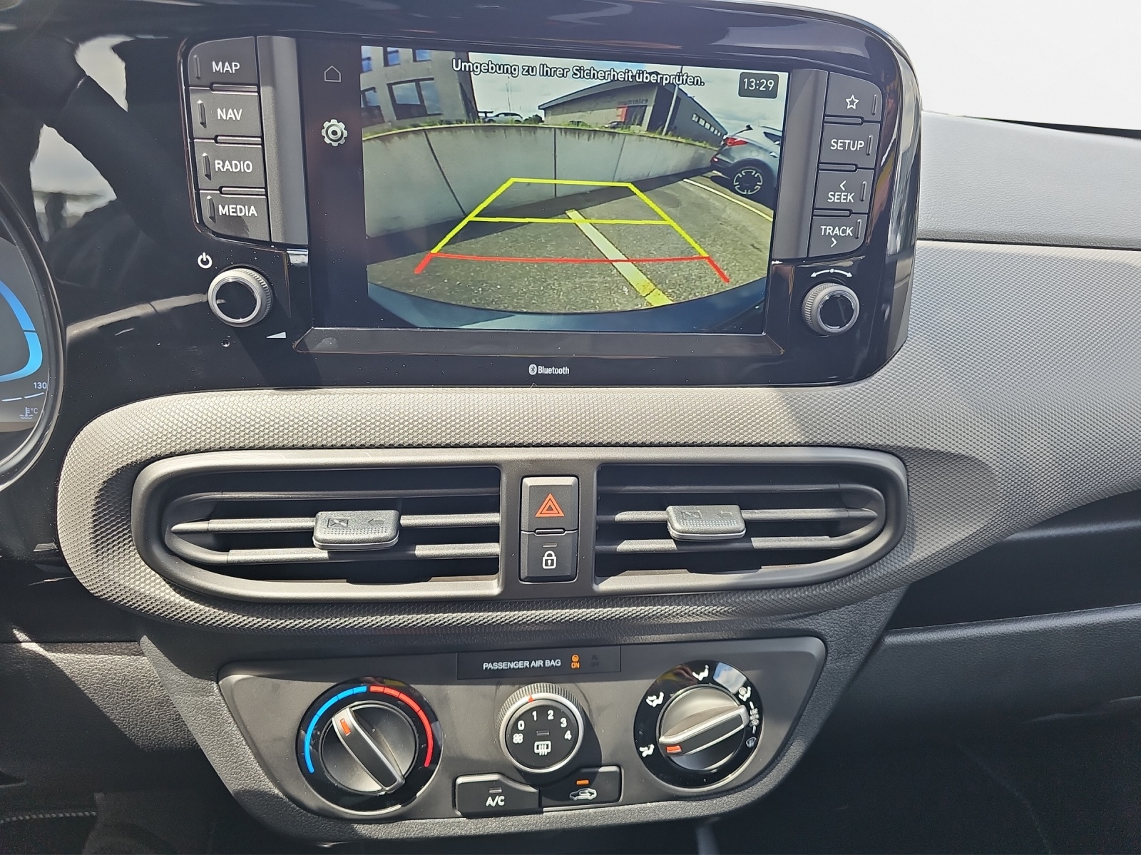 HYUNDAI i10 1.0 Origo-image-12