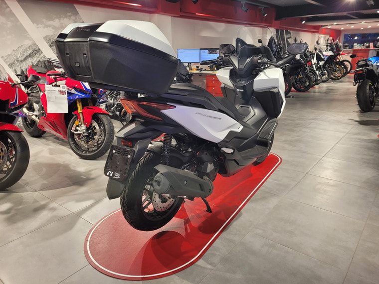 HONDA Nss 125 Forza TopBox-image-2