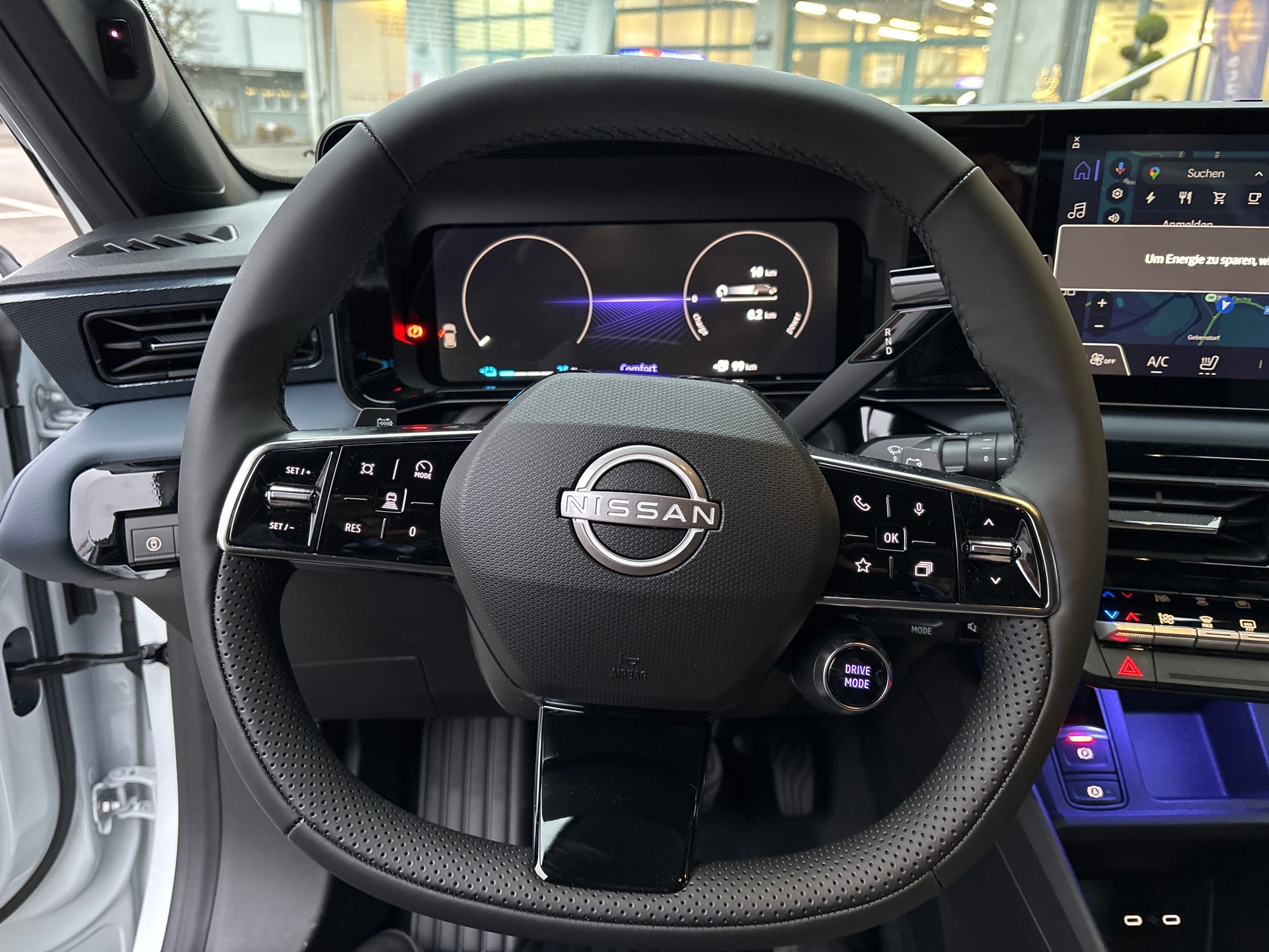 NISSAN Micra 52kWh Evolve-image-10