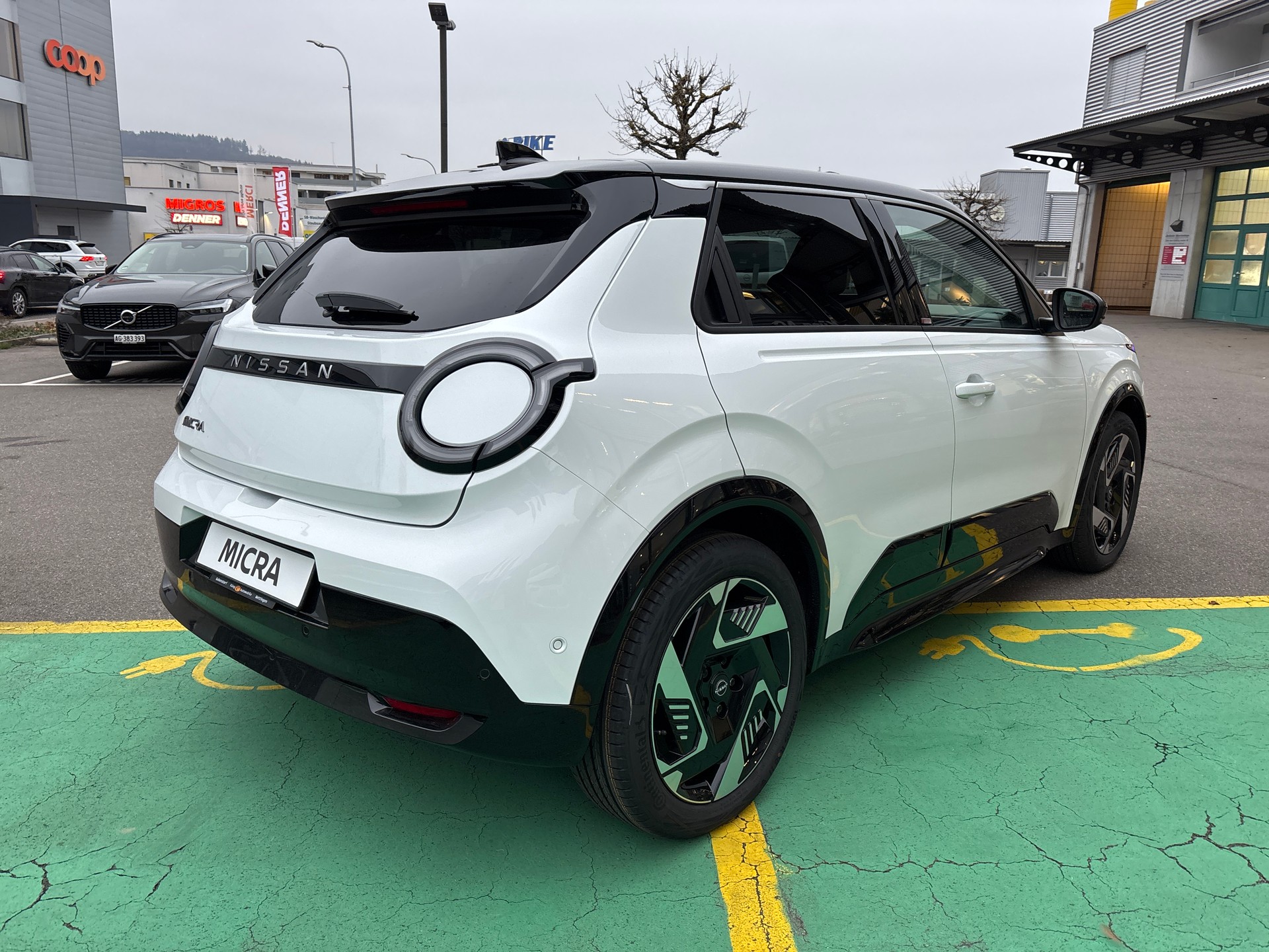 NISSAN Micra 52kWh Evolve-image-5