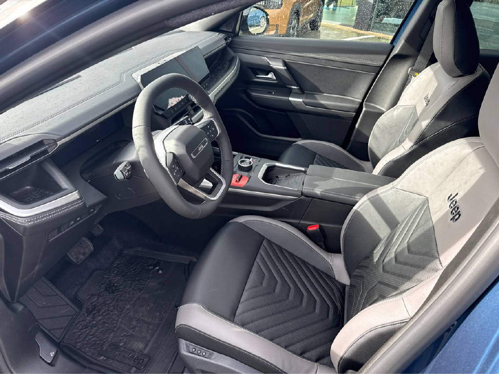 JEEP Compass 1.2 MHEV First Edition-image-8