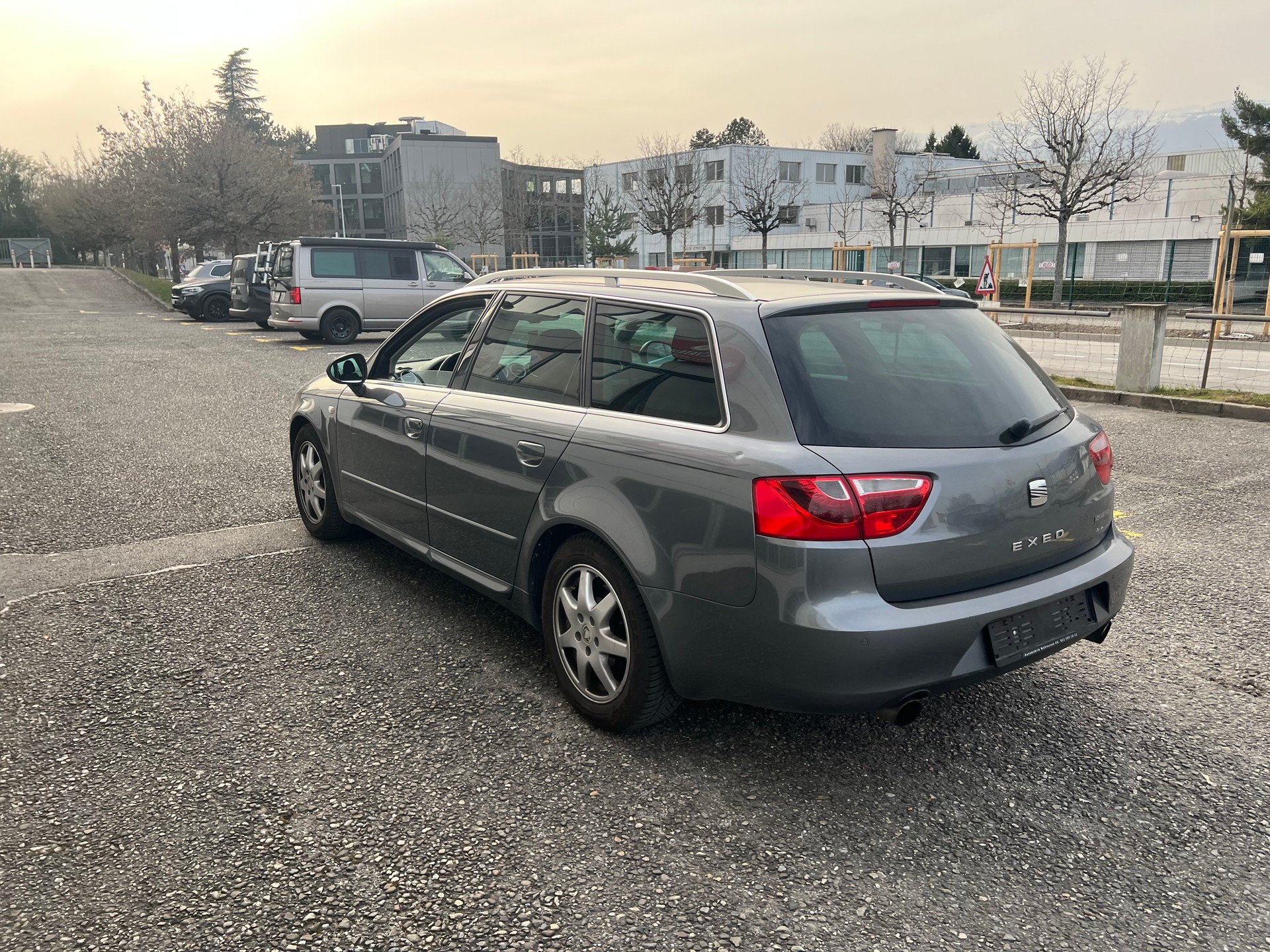 SEAT Exeo ST 2.0 TSI Advantage-image-5