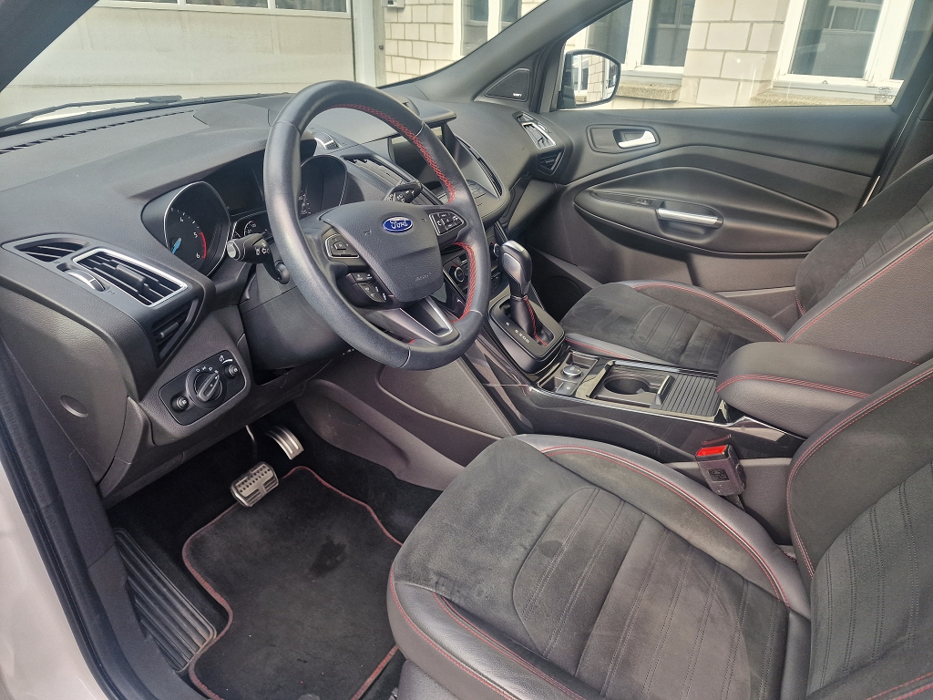 FORD Kuga 2.0 TDCi 180 ST-Line FPS-image-6