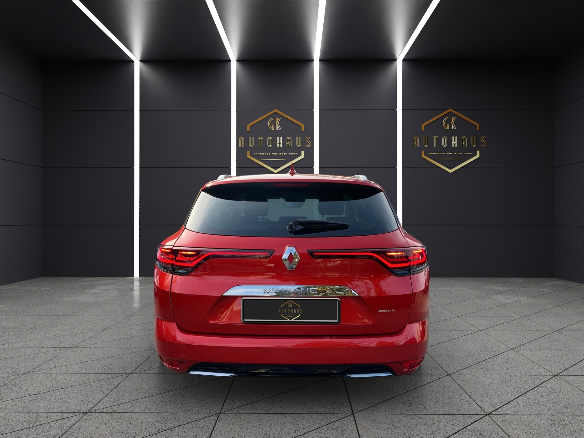 RENAULT Mégane Grandtour 1.5 dCi GT Line EDC-image-3