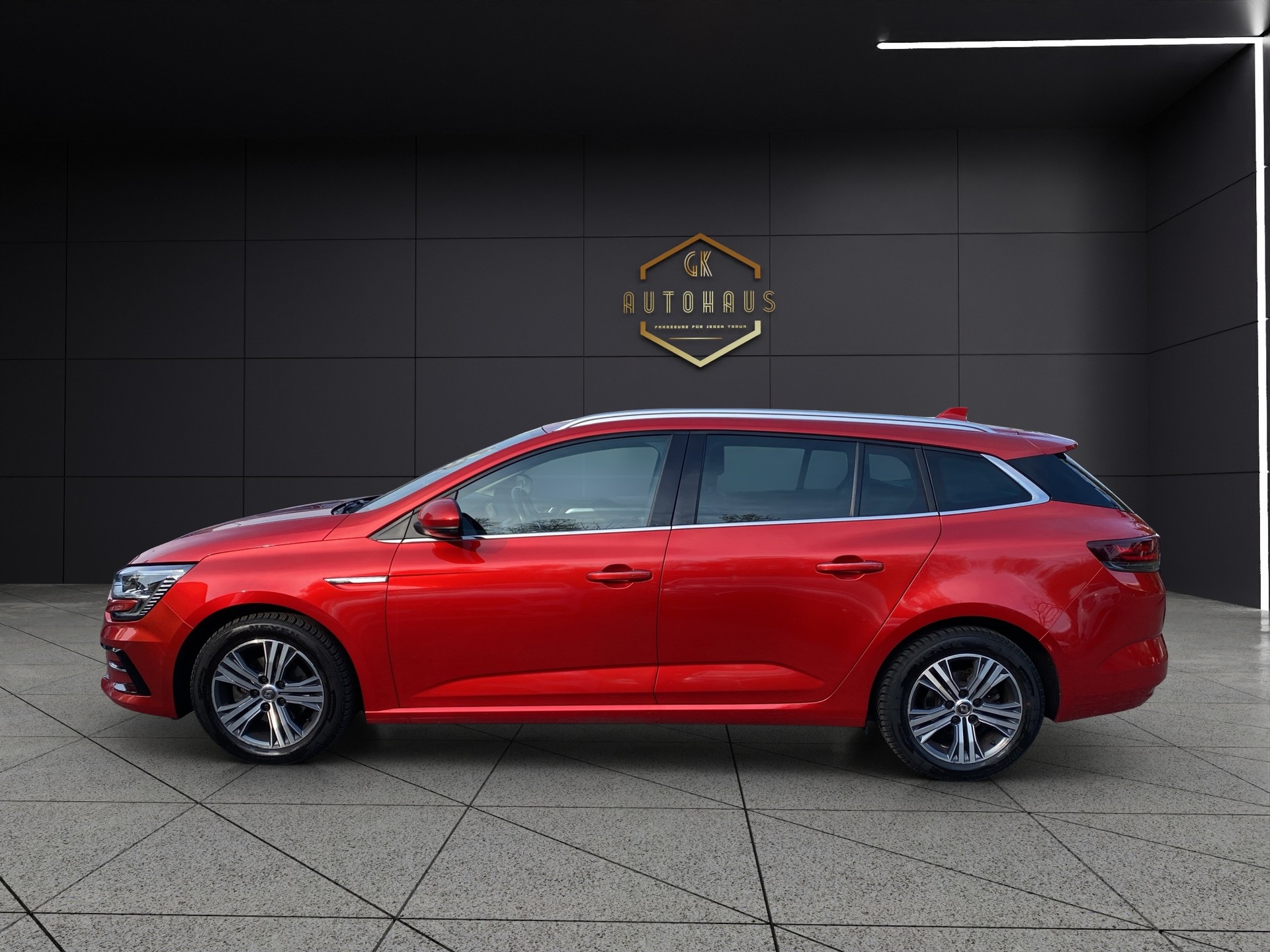 RENAULT Mégane Grandtour 1.5 dCi GT Line EDC-image-1