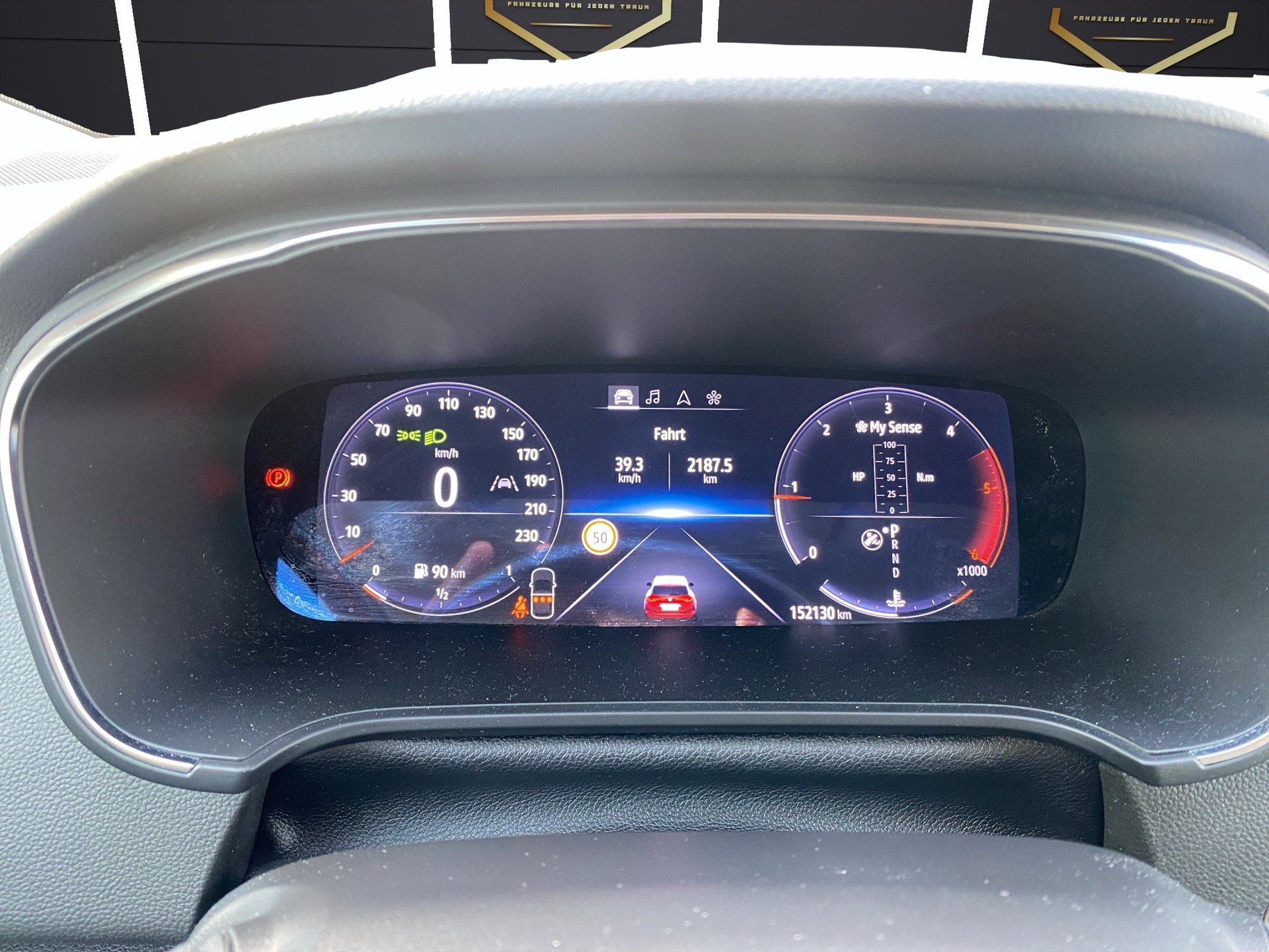 RENAULT Mégane Grandtour 1.5 dCi GT Line EDC-image-13