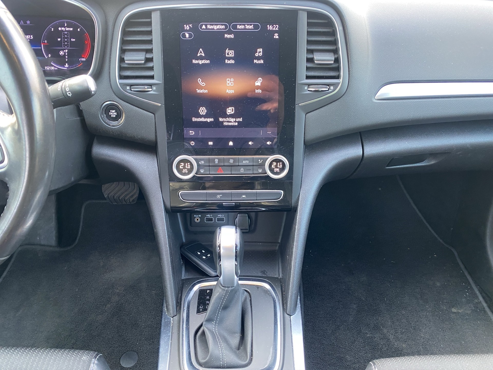 RENAULT Mégane Grandtour 1.5 dCi GT Line EDC-image-12