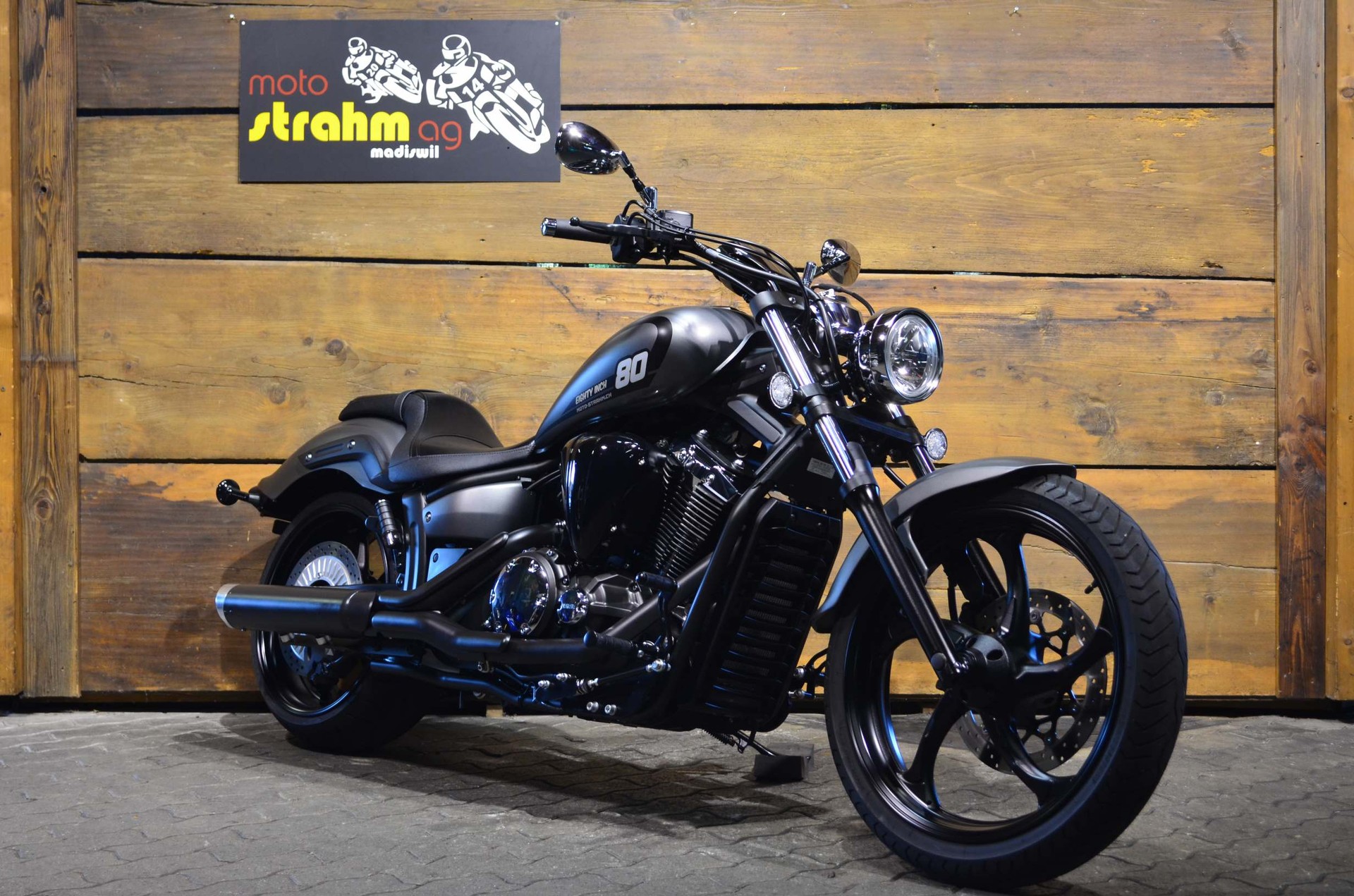 YAMAHA XVS 1300 CU Custom