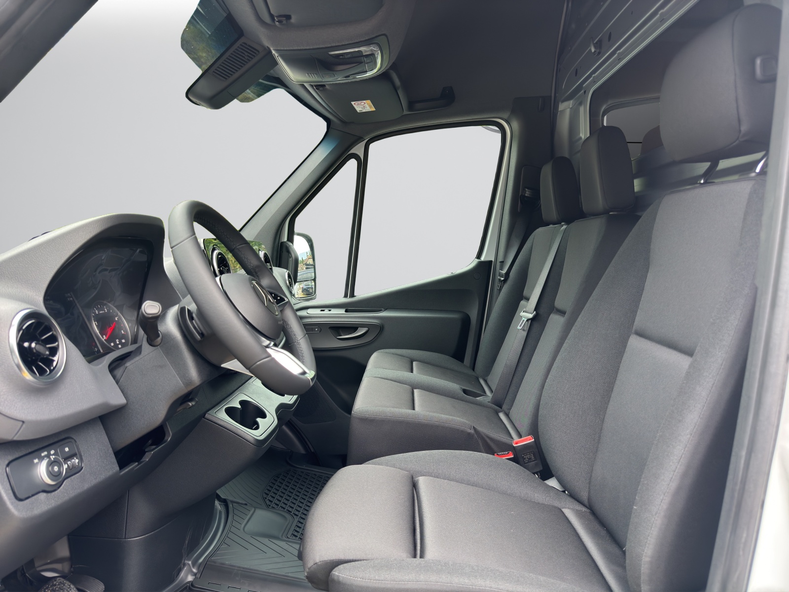 MERCEDES-BENZ Sprinter 317 CDI Standard 9G-TRONIC-image-6
