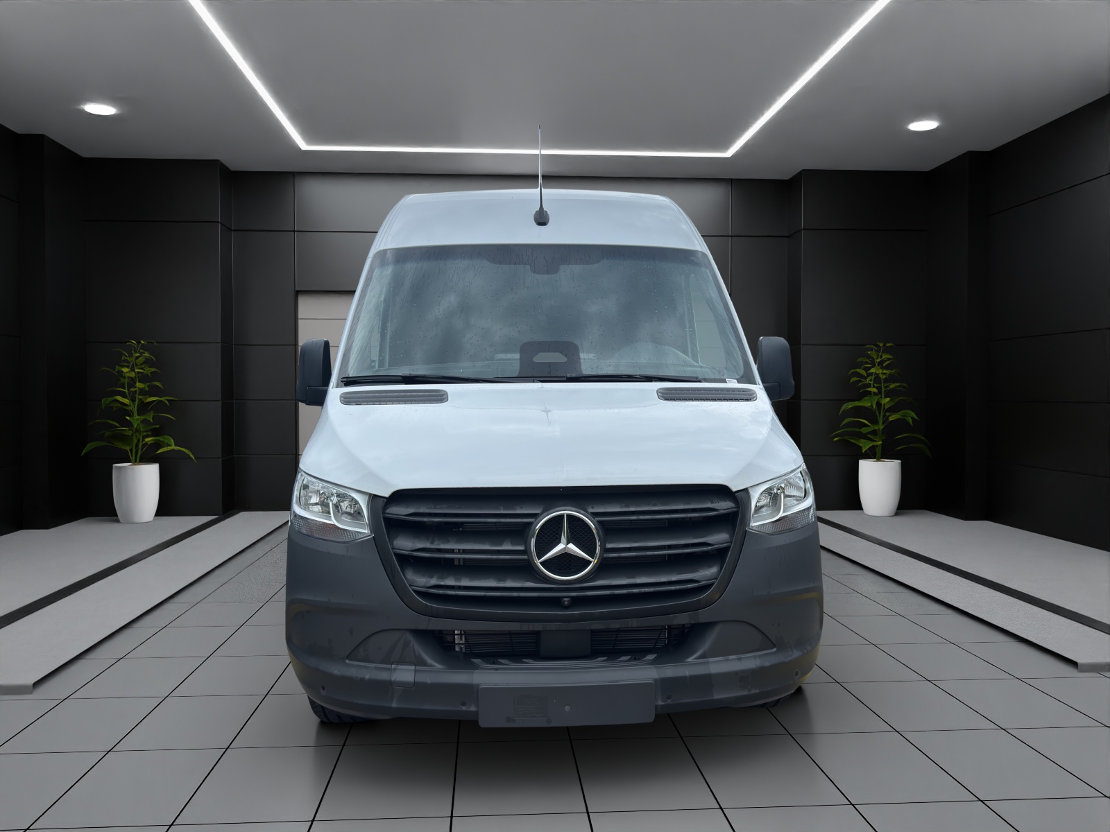 MERCEDES-BENZ Sprinter 317 CDI Standard 9G-TRONIC-showroom-element-1