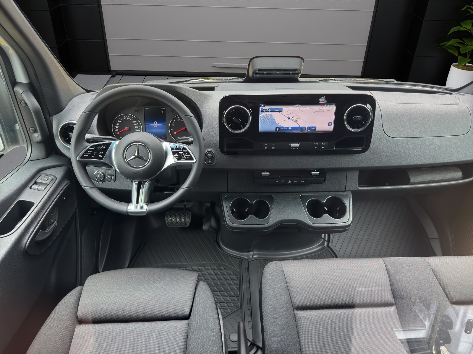 MERCEDES-BENZ Sprinter 317 CDI Standard 9G-TRONIC-image-8