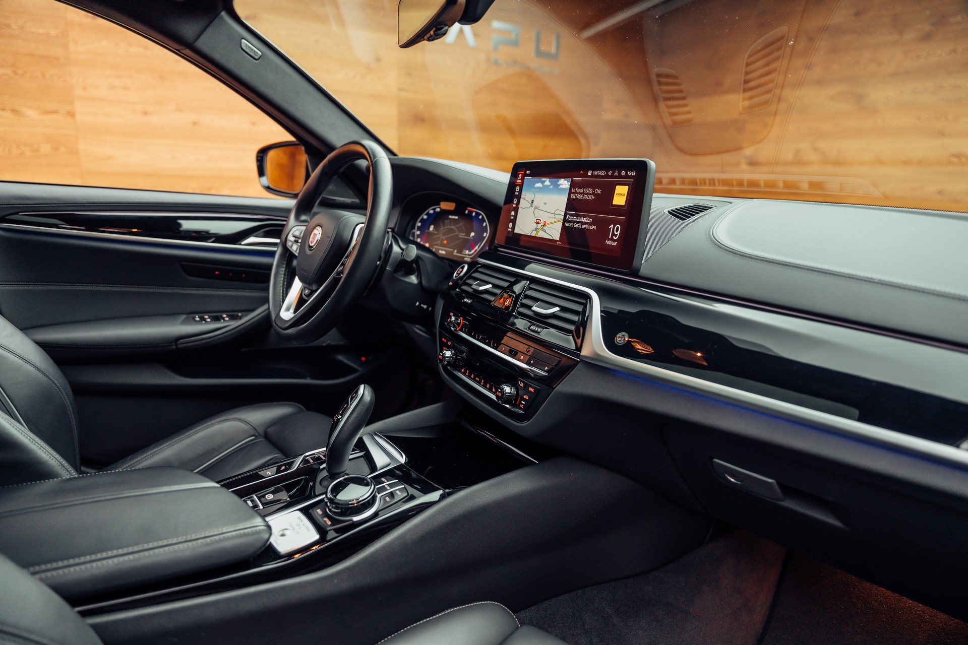 BMW-ALPINA D5 S Touring xDrive Switch-Tronic-image-5