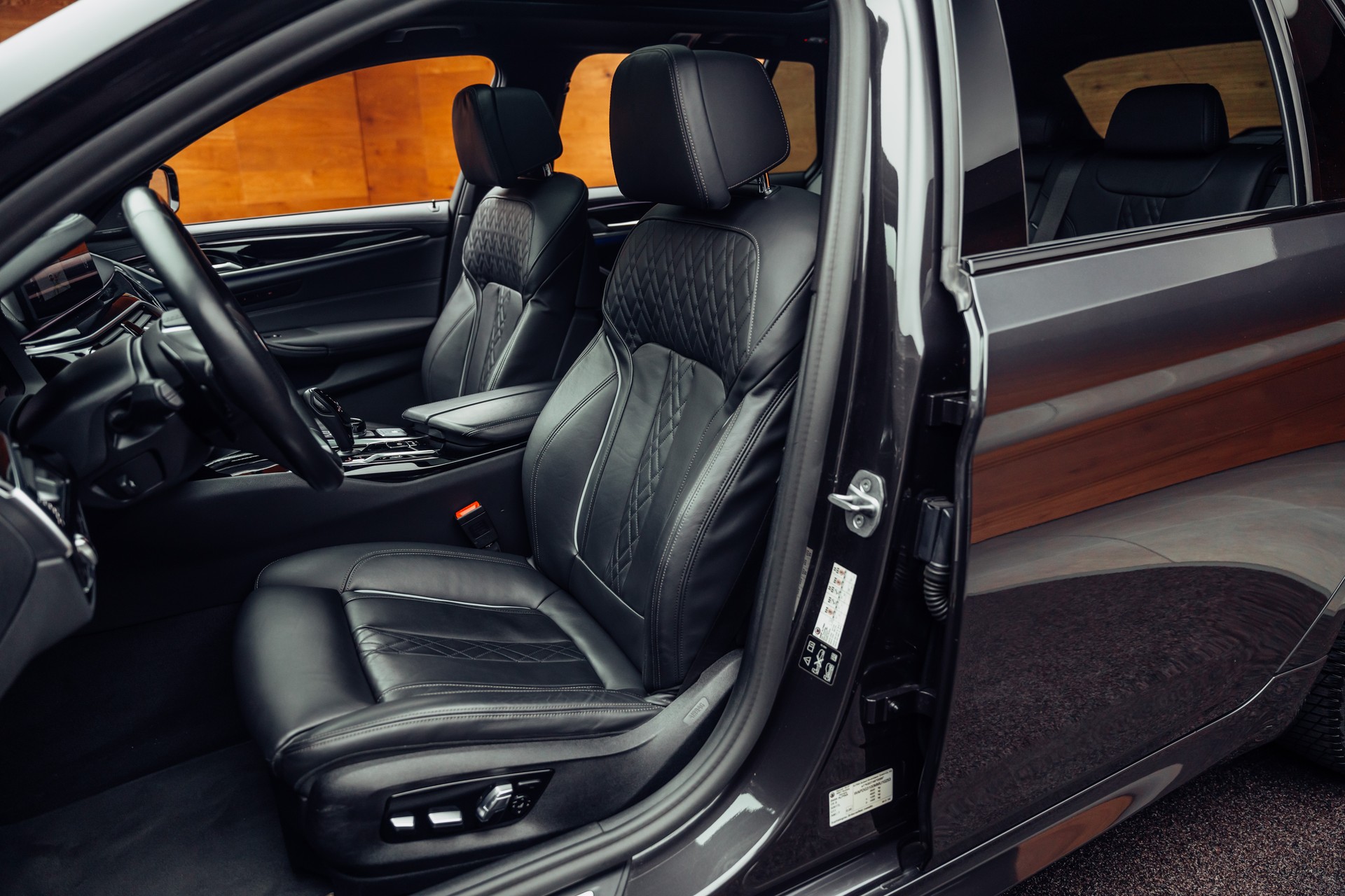 BMW-ALPINA D5 S Touring xDrive Switch-Tronic-image-7