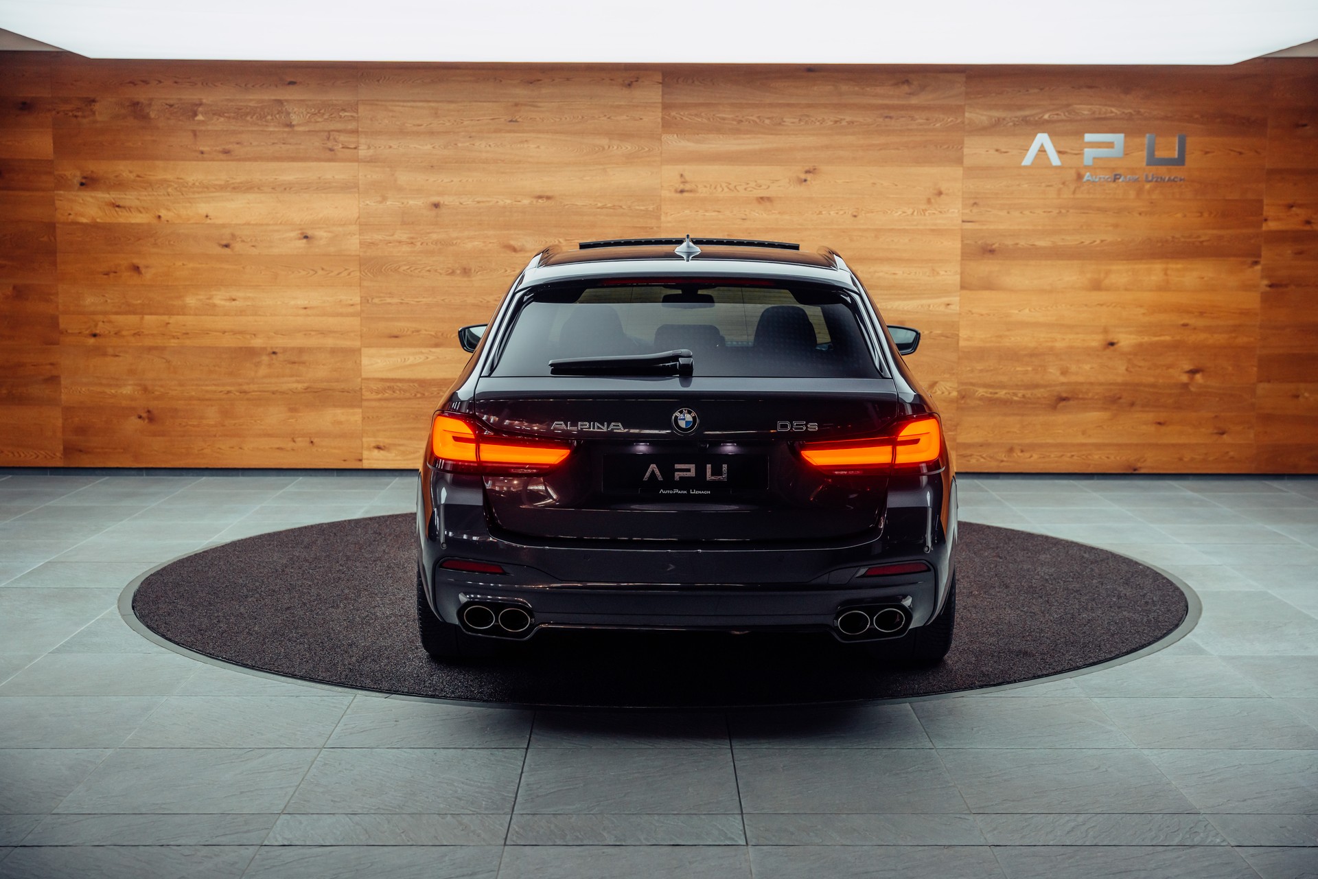 BMW-ALPINA D5 S Touring xDrive Switch-Tronic-image-22